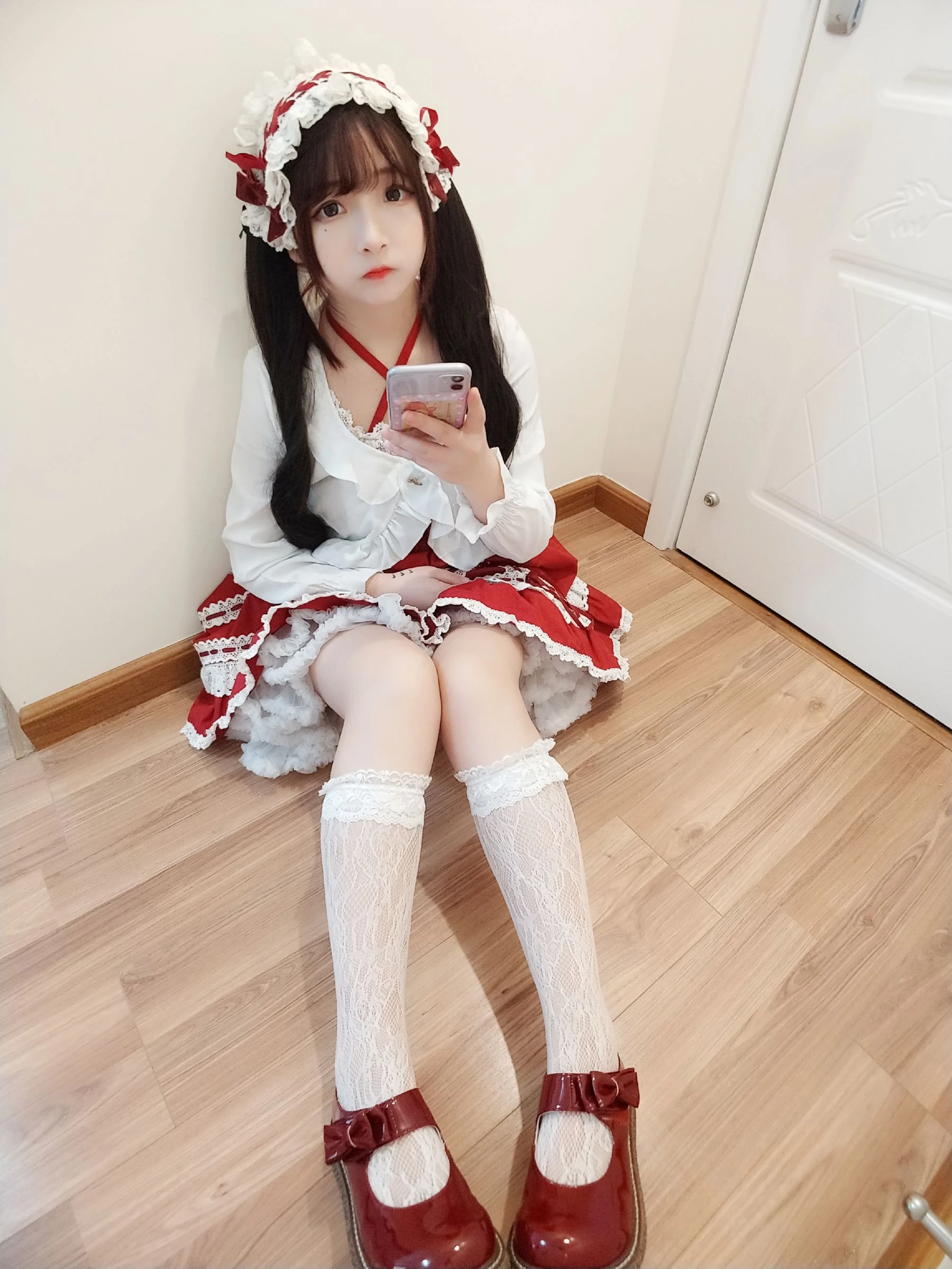 [網紅]唐曉雪超清攝影棚攝影藝術：唐曉雪清純神韻彰顯美腿完美曲線寫真 - 1