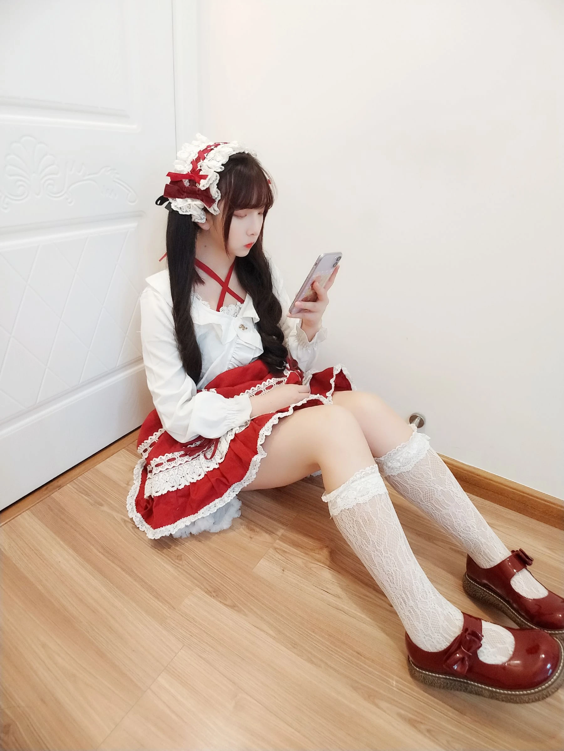 [網紅]唐曉雪超清攝影棚攝影藝術：唐曉雪清純神韻彰顯美腿完美曲線寫真 - 23