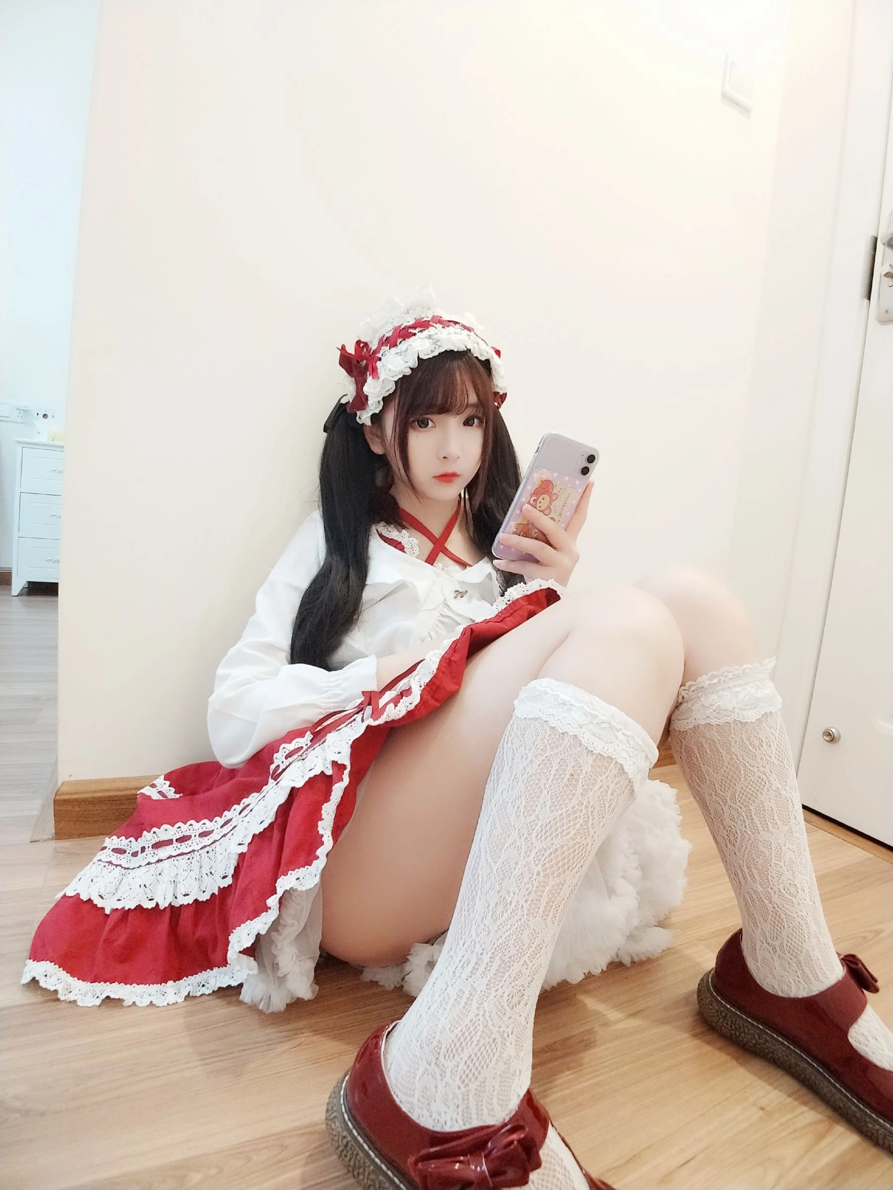 [網紅]唐曉雪超清攝影棚攝影藝術：唐曉雪清純神韻彰顯美腿完美曲線寫真 - 35
