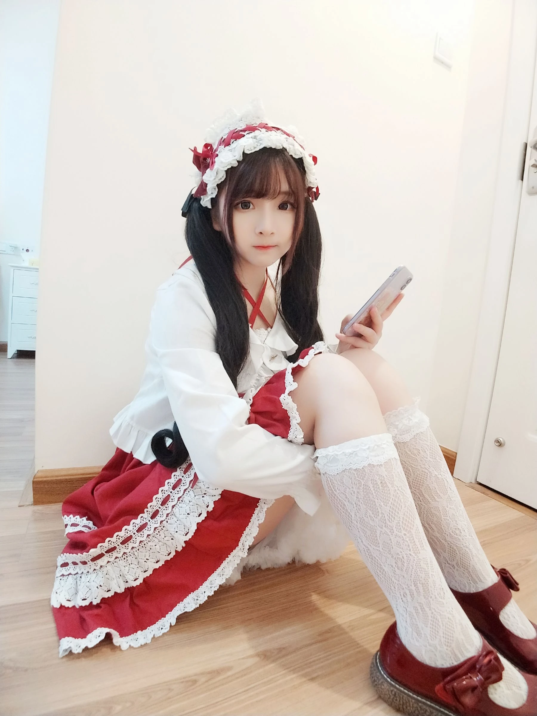 [網紅]唐曉雪超清攝影棚攝影藝術：唐曉雪清純神韻彰顯美腿完美曲線寫真 - 36