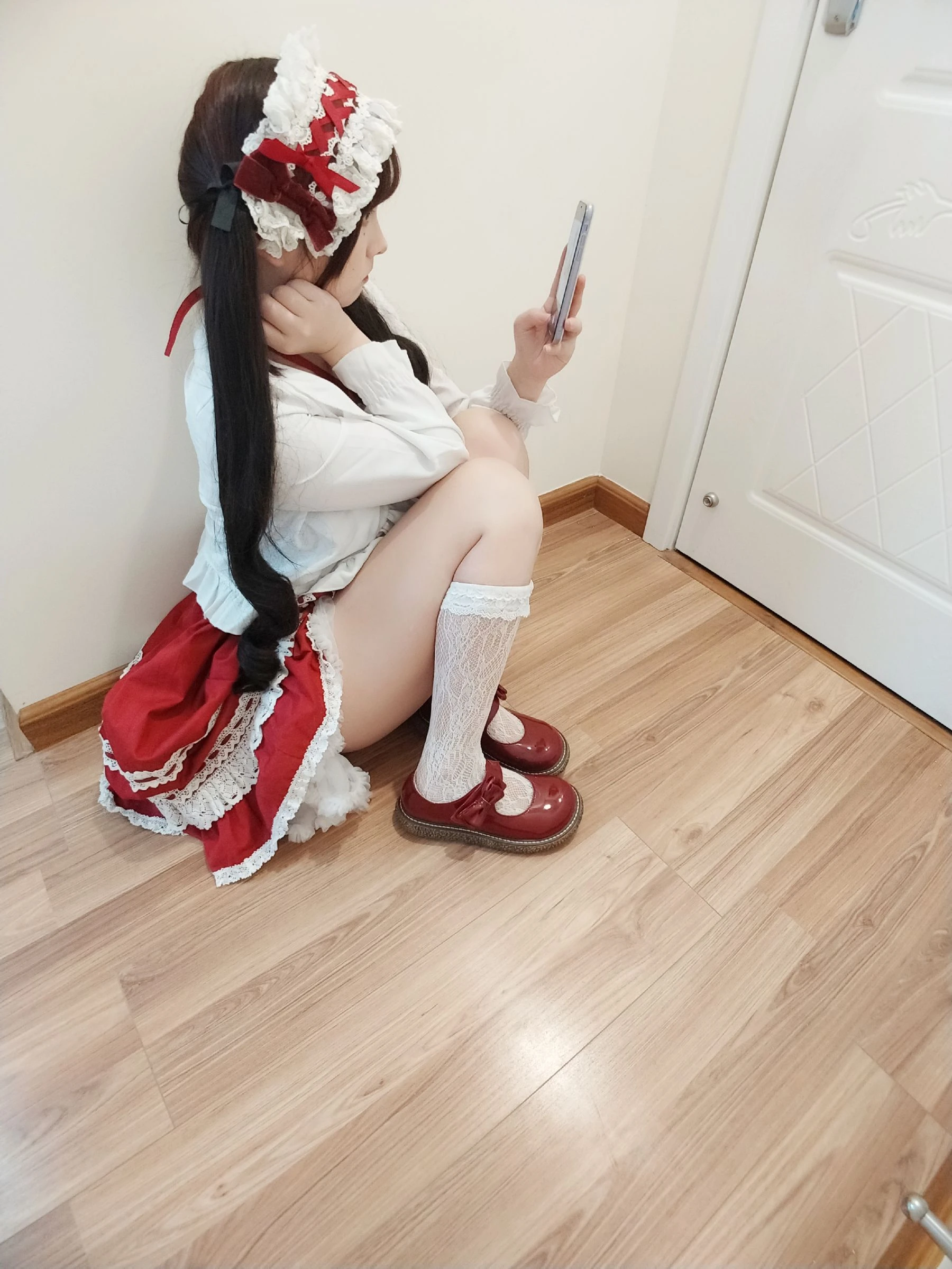 [網紅]唐曉雪超清攝影棚攝影藝術：唐曉雪清純神韻彰顯美腿完美曲線寫真 - 6