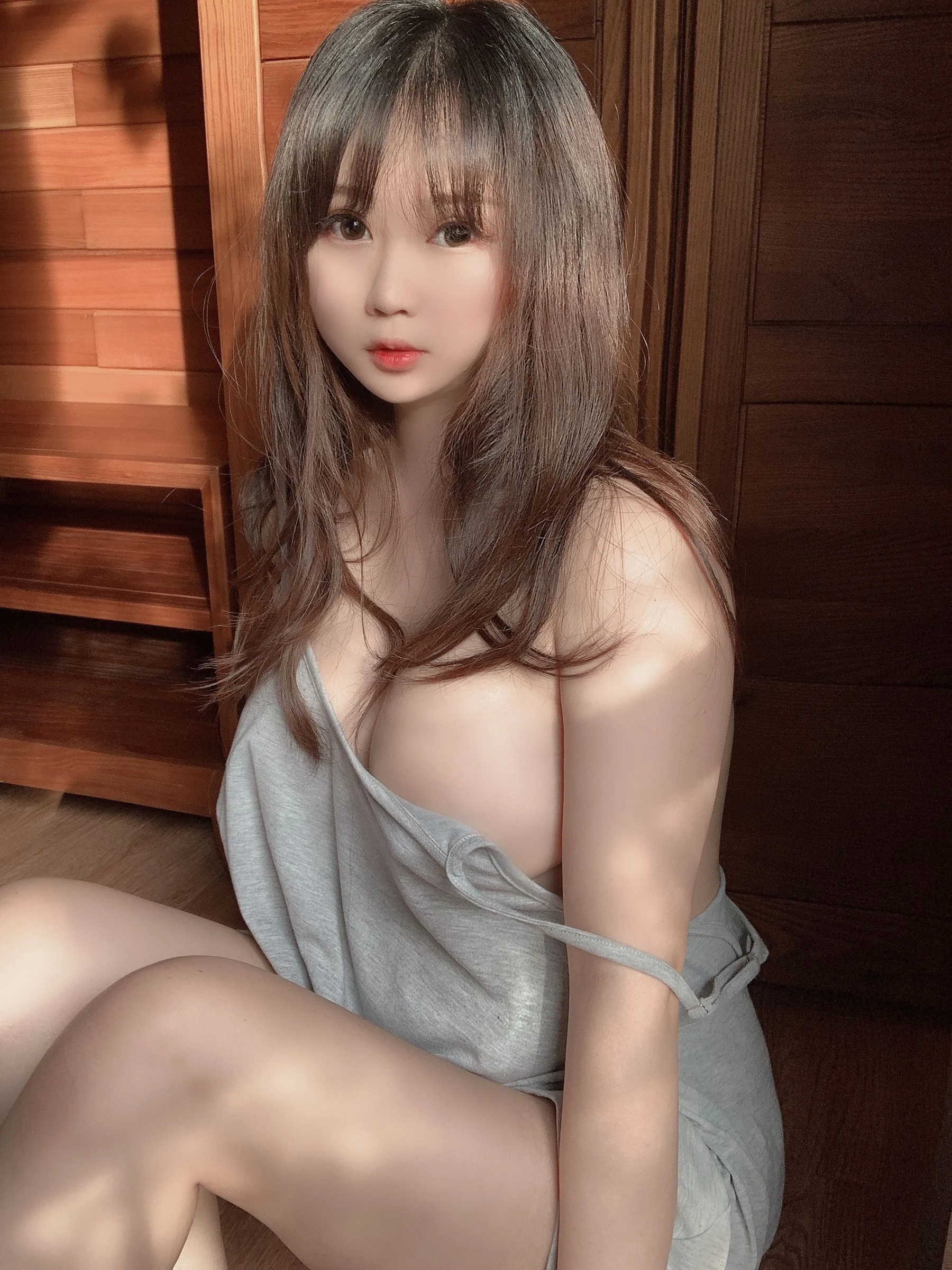 [御姐]鄧欣怡美圖圖集精選：鄧欣怡清純格調於寫真館綻放翹臀曲線超清攝影 - 27