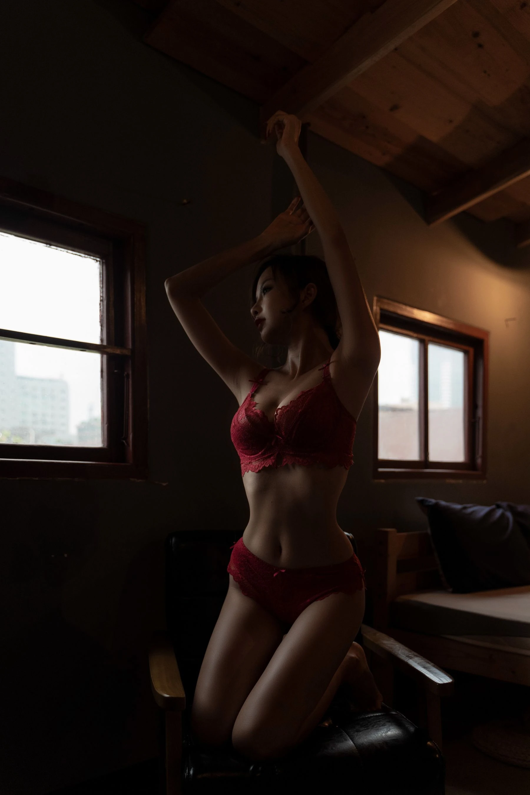 [Showgirl]鄧雨彤作品攝影大師作：鄧雨彤魅惑於攝影棚釋放長腿神韻精選演繹 - 18