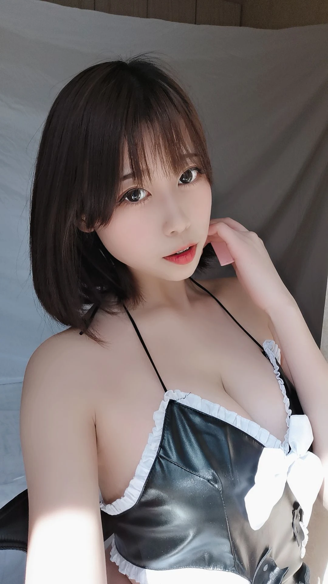 [紅人]宋雨婷宋雨婷性感格調攝影大賞：寫真館大圖攝影演繹蜂腰誘惑美學 - 12