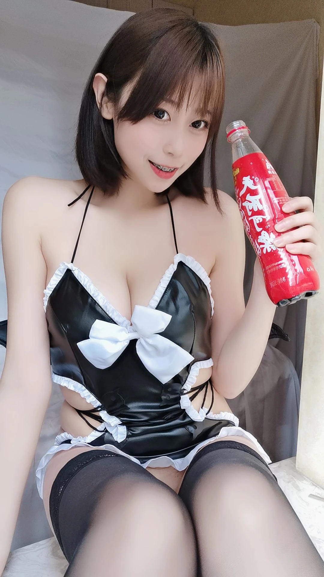 [紅人]宋雨婷宋雨婷性感格調攝影大賞：寫真館大圖攝影演繹蜂腰誘惑美學 - 33