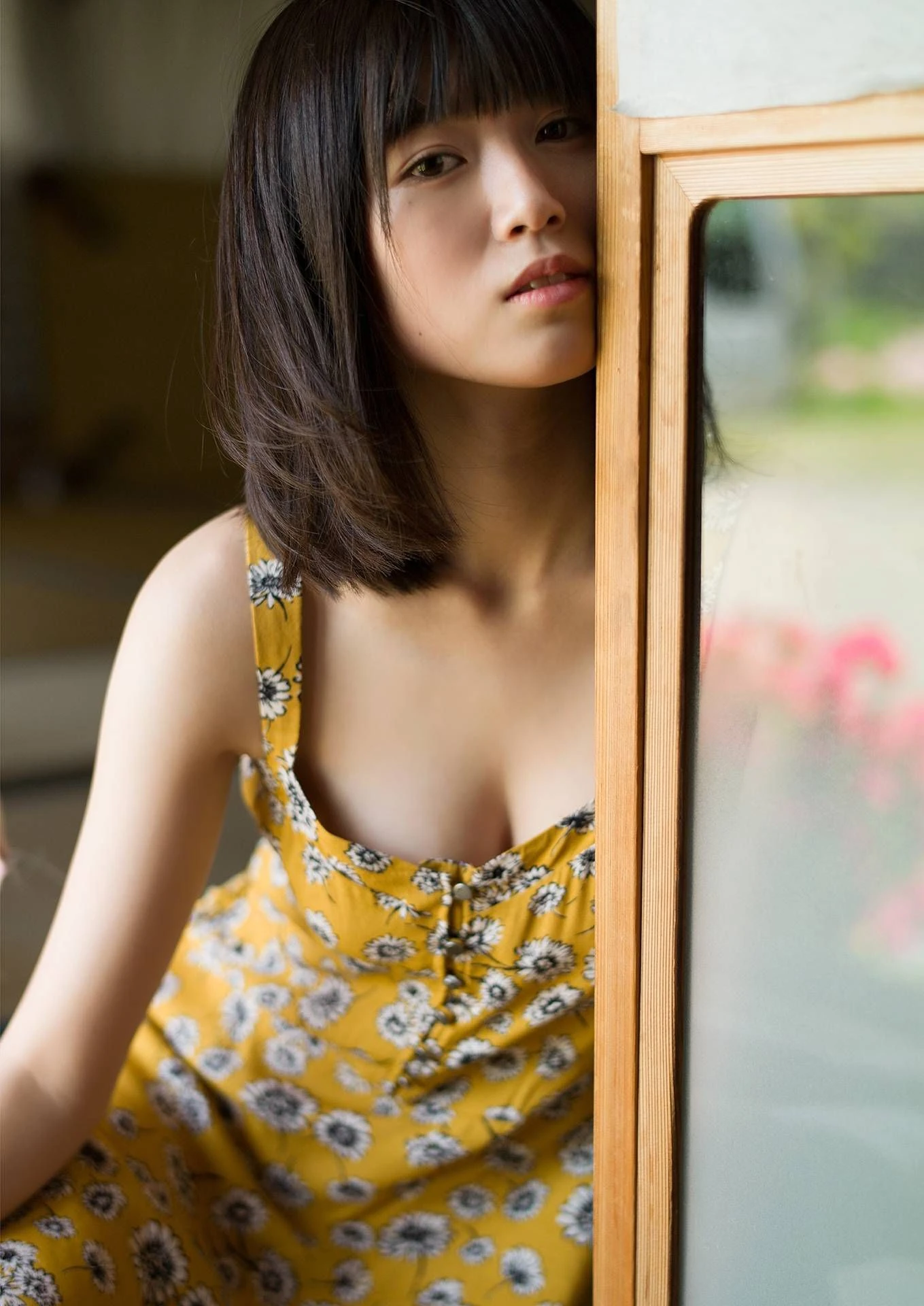 [女神]黃靜雅黃靜雅室內首發美圖：優雅韻味釋放長腿誘惑綻放寫真大片 - 20