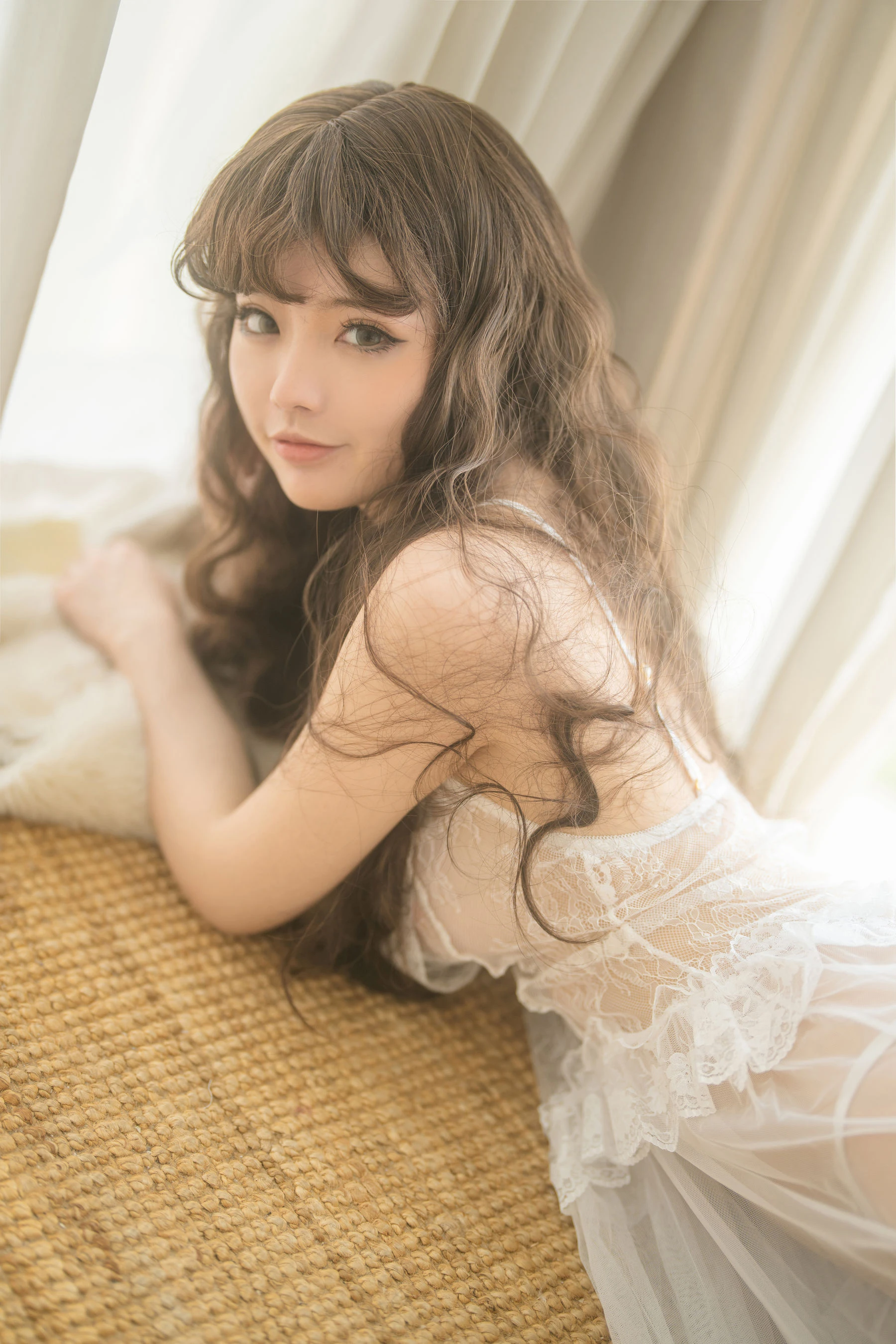 [美女]何雅怡何雅怡魅惑風採藝術大賞：自然光大圖藝術演繹曲線誘惑美學 - 8