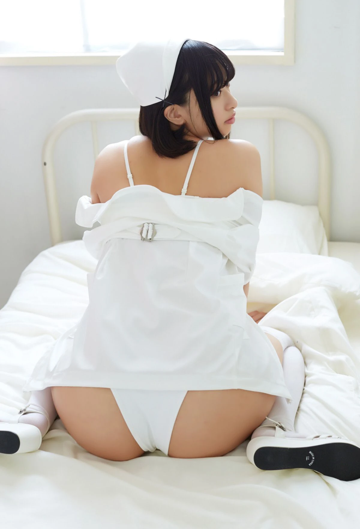 [熟女]高詩涵美圖圖集精選：高詩涵優雅氣質於攝影棚演繹美胸曲線獨家攝影 - 43