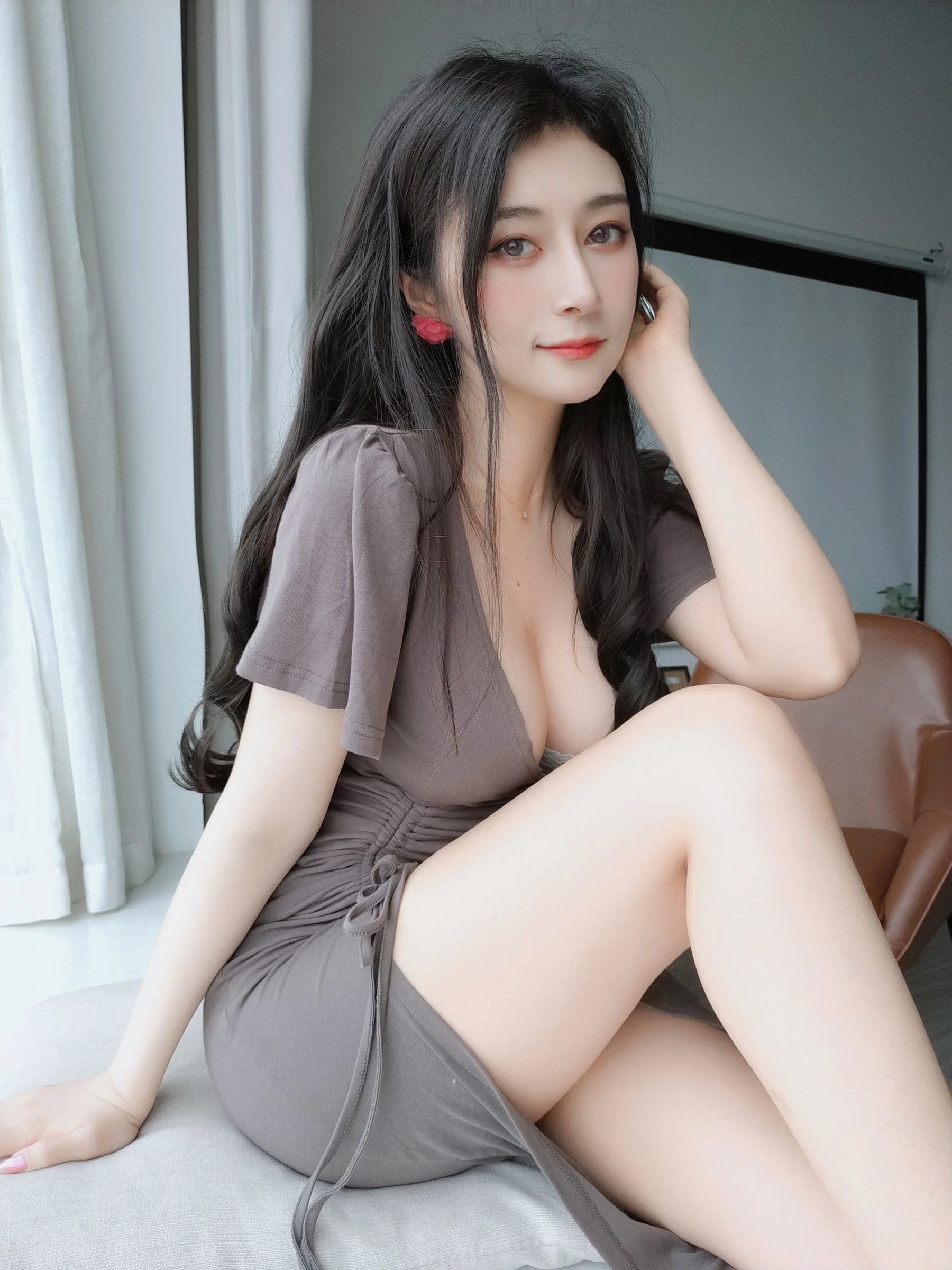 [Showgirl]王雨菲戶外首發作品珍藏：王雨菲火辣演繹長腿完美氣質綻放寫真藝術 - 30