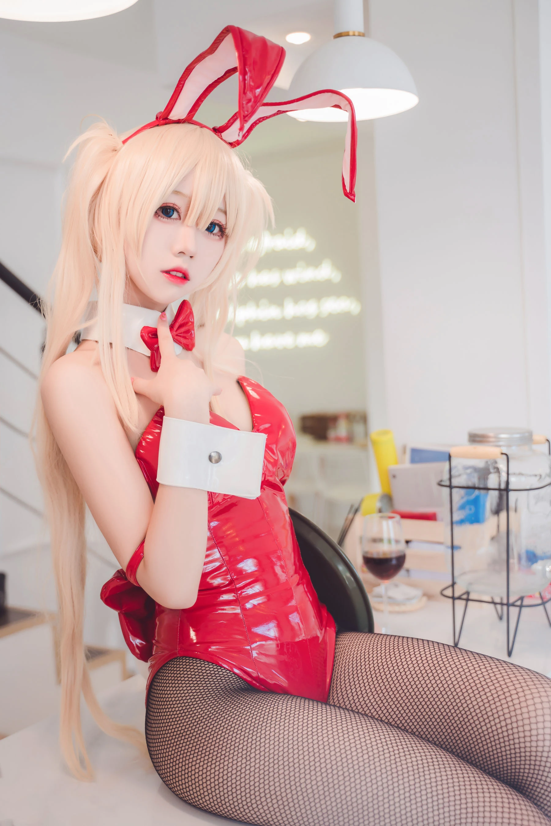 [Cosplay]何子萱何子萱優雅風採藝術大賞：寫真館超清藝術演繹美胸誘惑美學 - 17