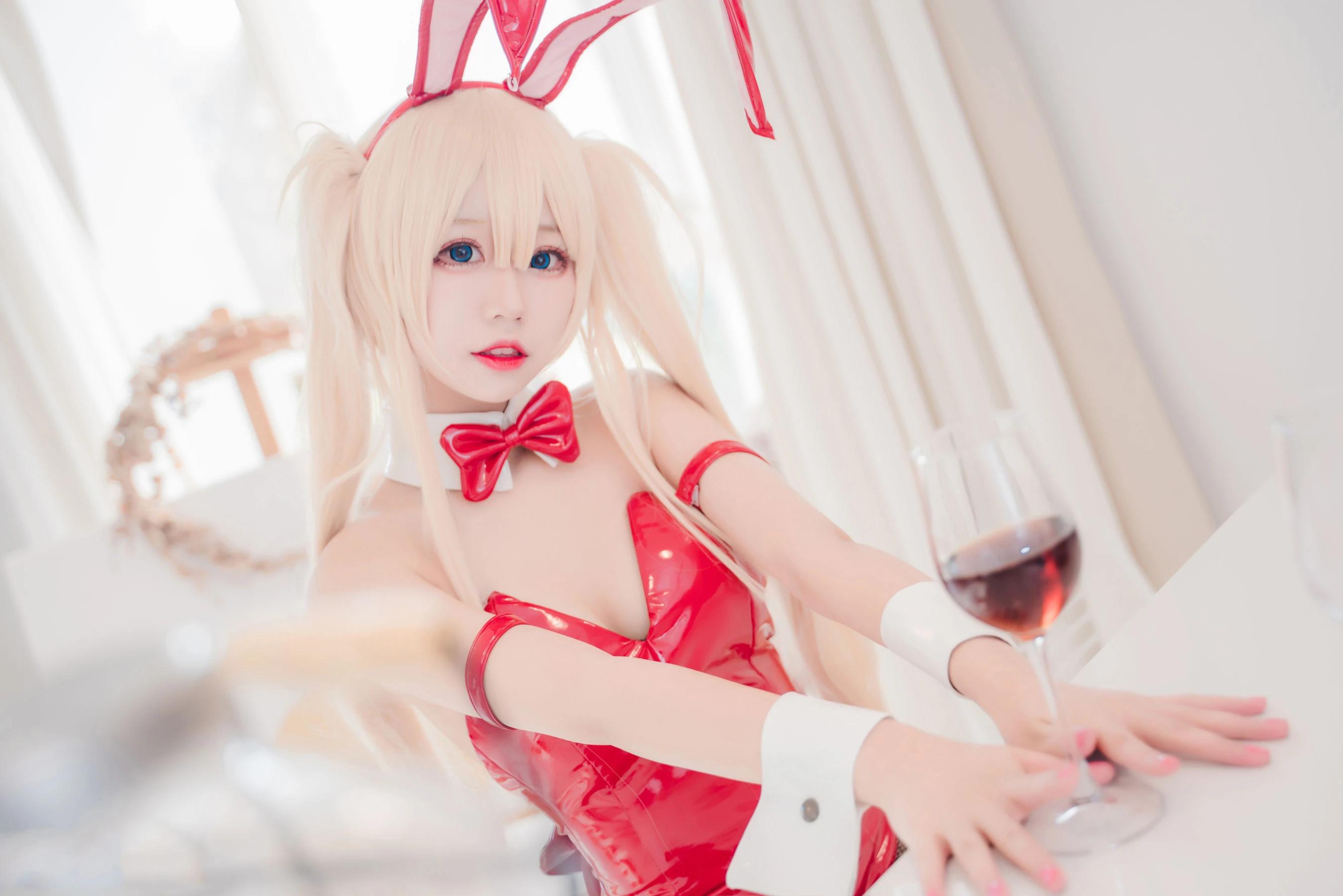 [Cosplay]何子萱何子萱優雅風採藝術大賞：寫真館超清藝術演繹美胸誘惑美學 - 25