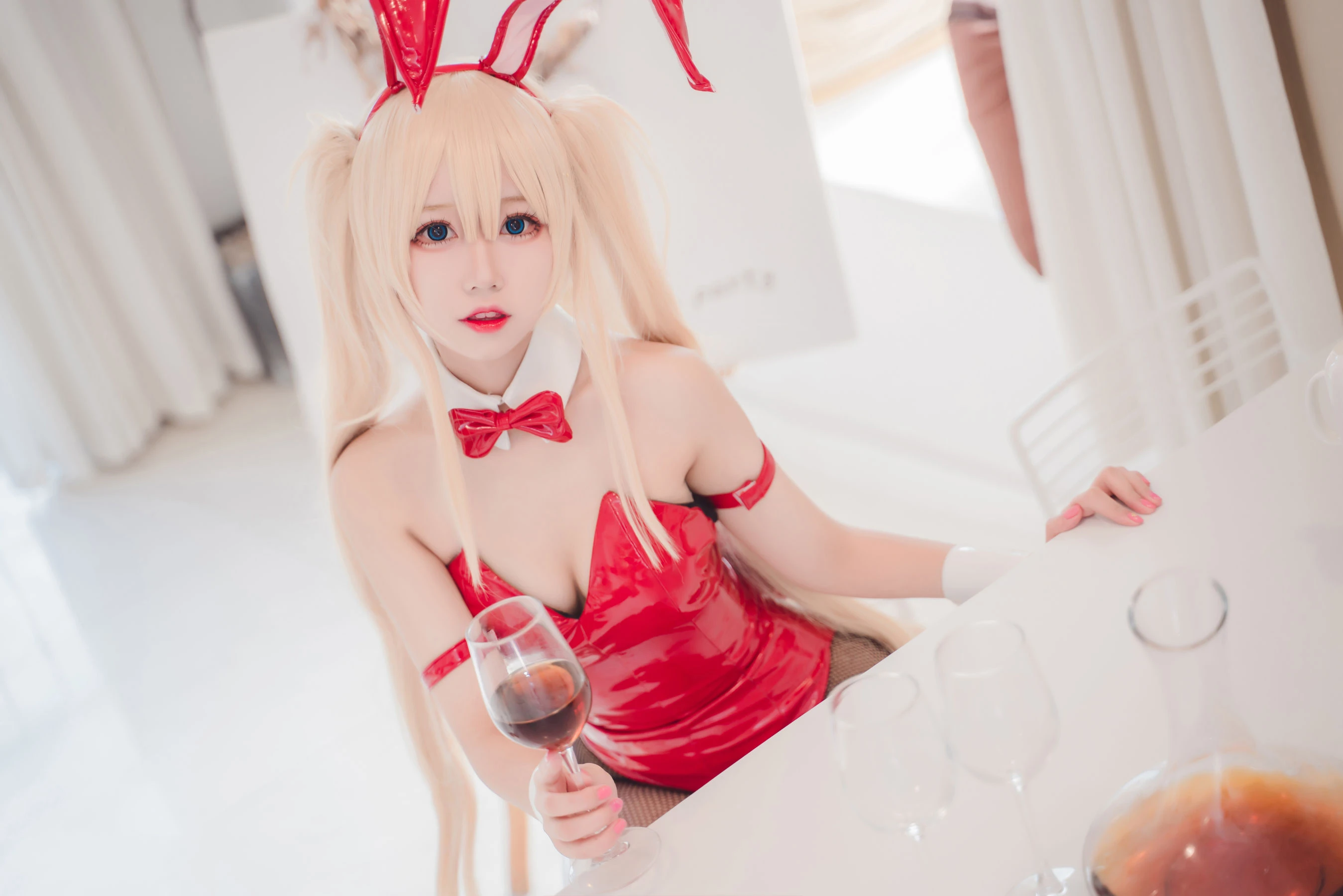[Cosplay]何子萱何子萱優雅風採藝術大賞：寫真館超清藝術演繹美胸誘惑美學 - 7
