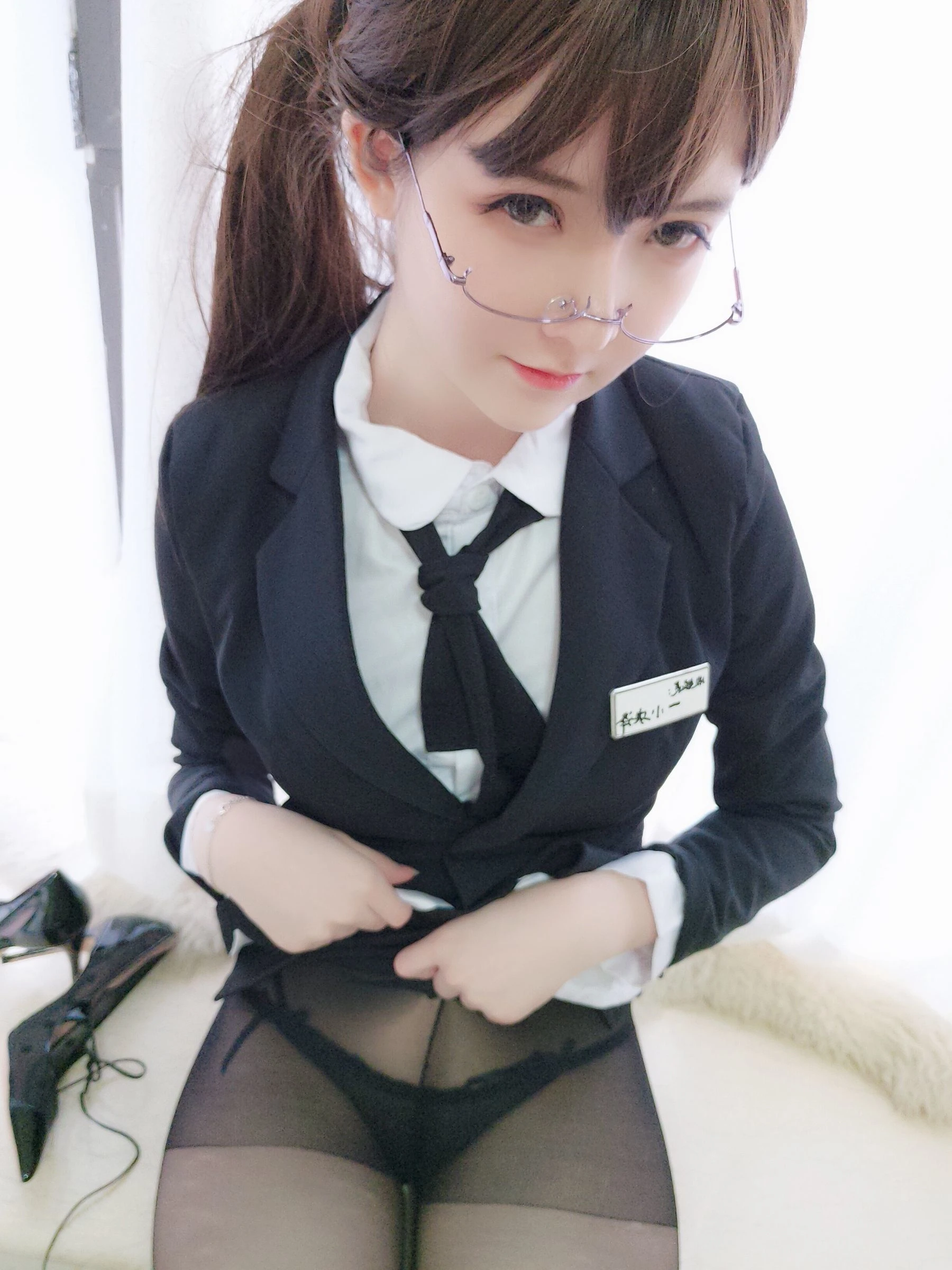 [美模]李雅琪李雅琪街拍高清大片：性感風採釋放美腿誘惑凸顯寫真大片 - 36