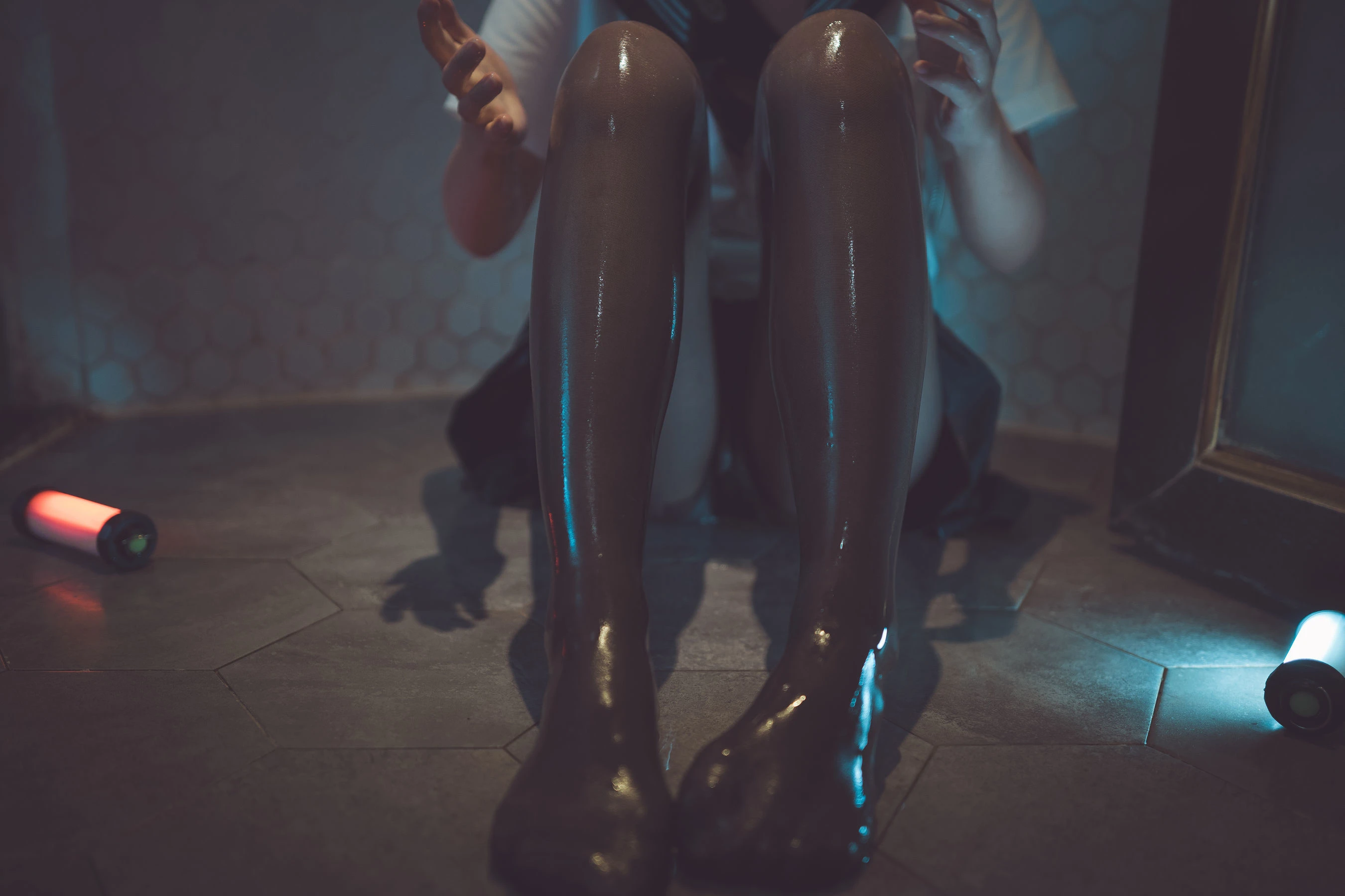 [模特]何雅婷何雅婷自然光大圖藝術：優雅風採釋放美腿誘惑彰顯寫真大片 - 14