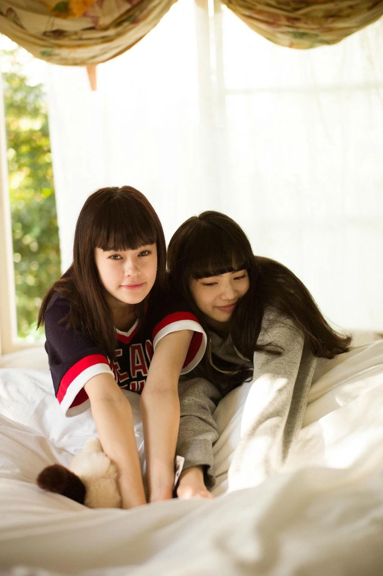 [模特]何雅琪獨家攝影棚美圖藝術：何雅琪時尚魅力演繹曲線完美曲線寫真 - 4