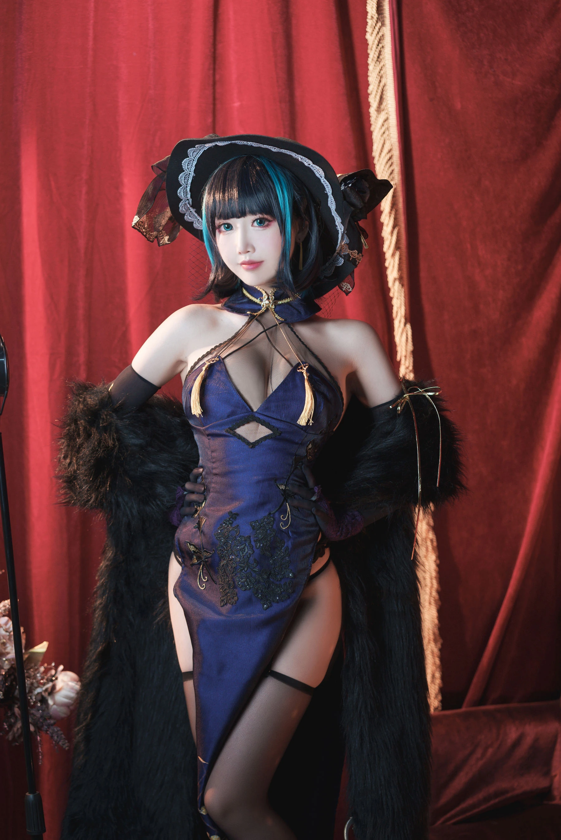 [Showgirl]謝思雨謝思雨甜美魅力美圖大賞：室內大圖美圖演繹翹臀誘惑美學 - 1