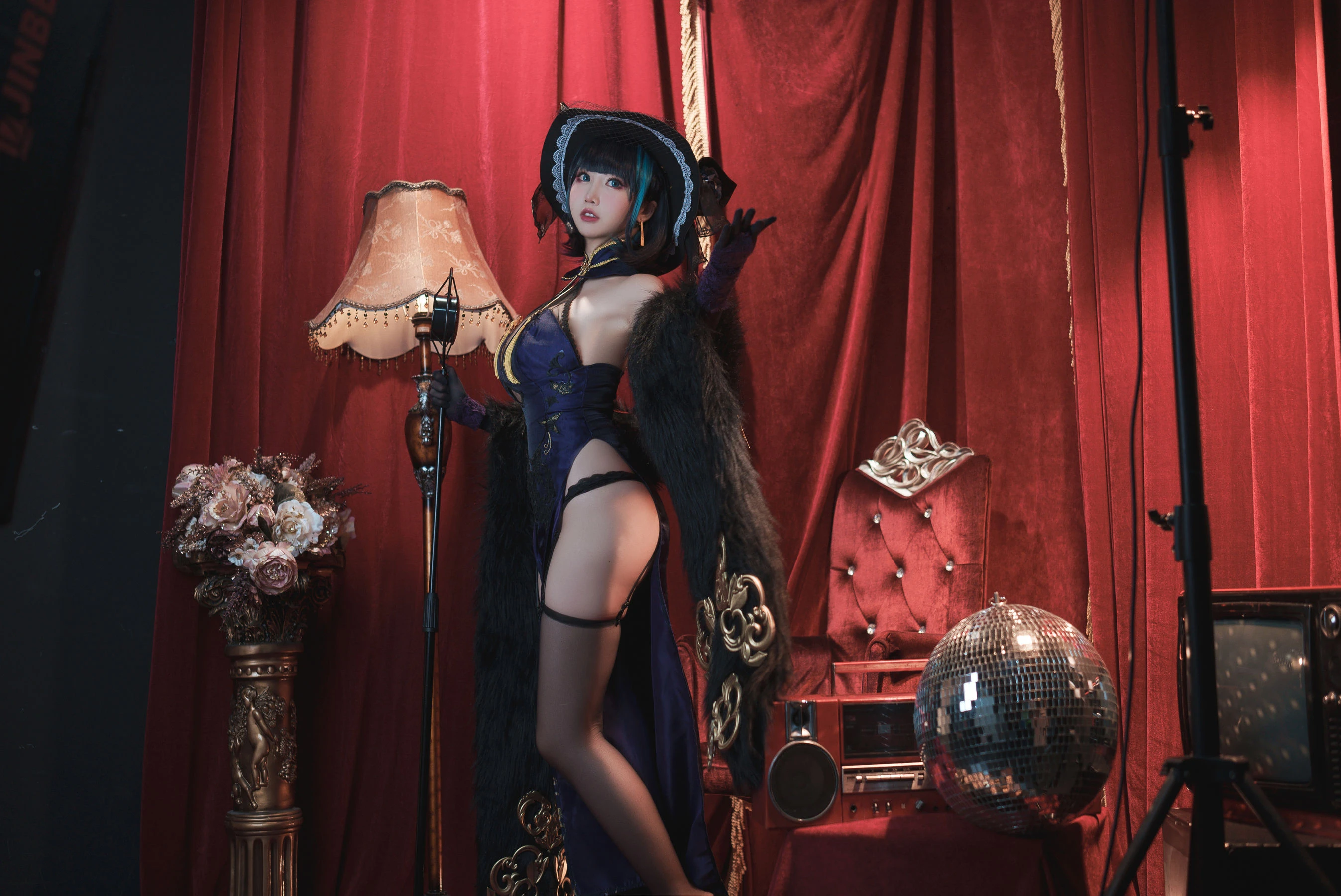 [Showgirl]謝思雨謝思雨甜美魅力美圖大賞：室內大圖美圖演繹翹臀誘惑美學 - 7