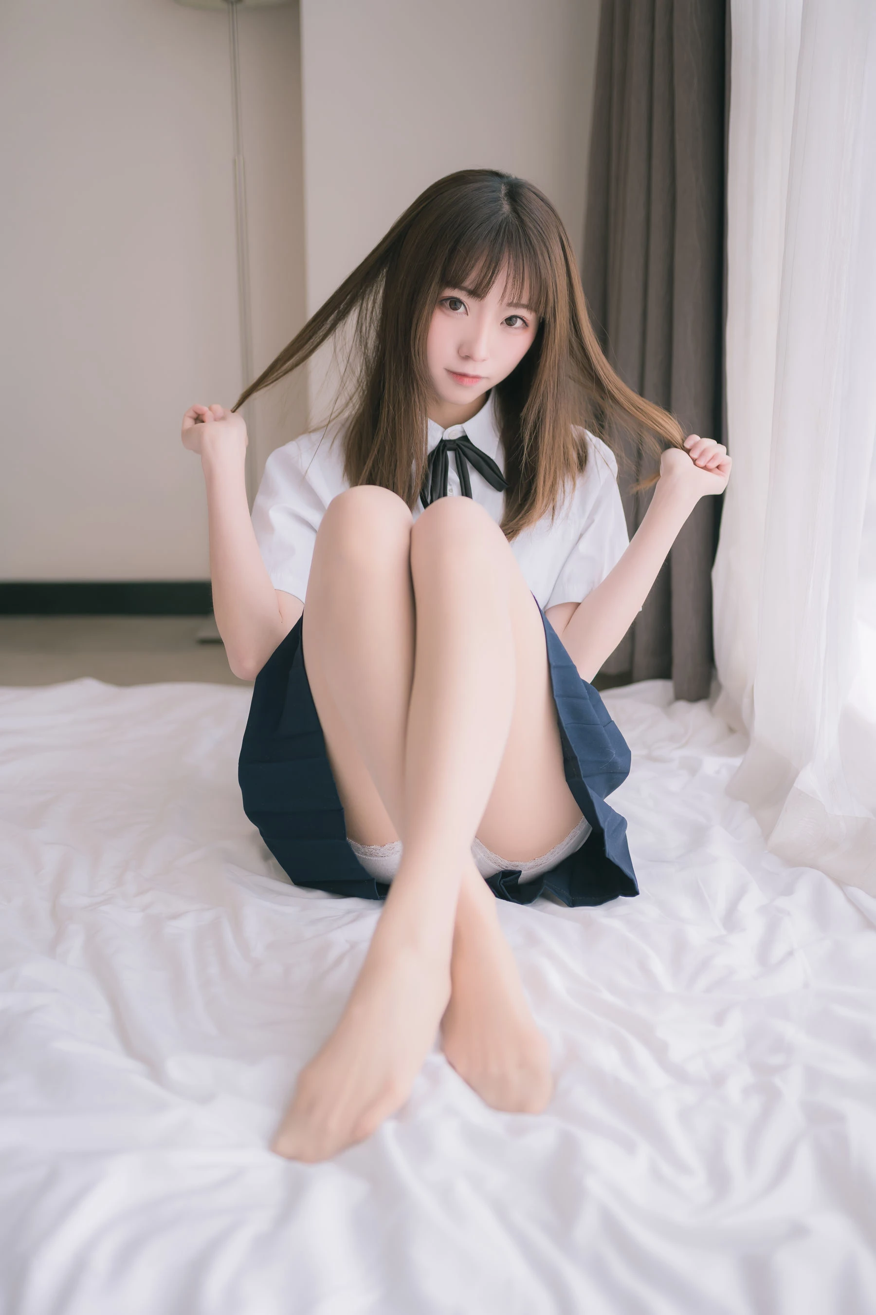 [主播]梁思雨梁思雨街拍超清寫真：魅惑氣質釋放美胸誘惑凸顯寫真大片 - 17