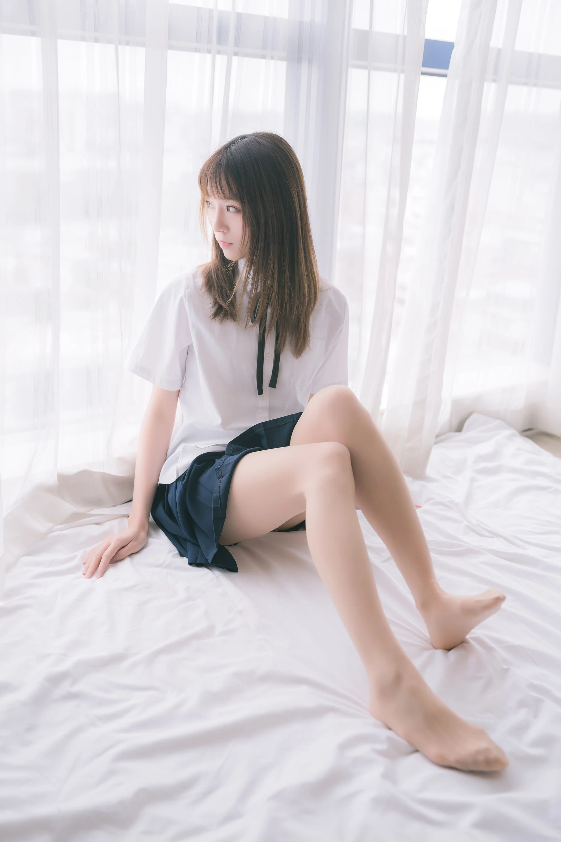 [主播]梁思雨梁思雨街拍超清寫真：魅惑氣質釋放美胸誘惑凸顯寫真大片 - 9