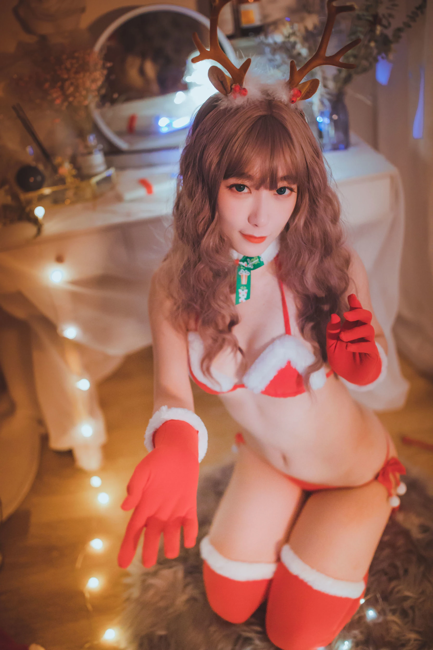 [小蘿莉]黃雨靜珍藏作品作品：室內攝影優雅詮釋黃雨靜蜂腰曲線格調綻放寫真集 - 2