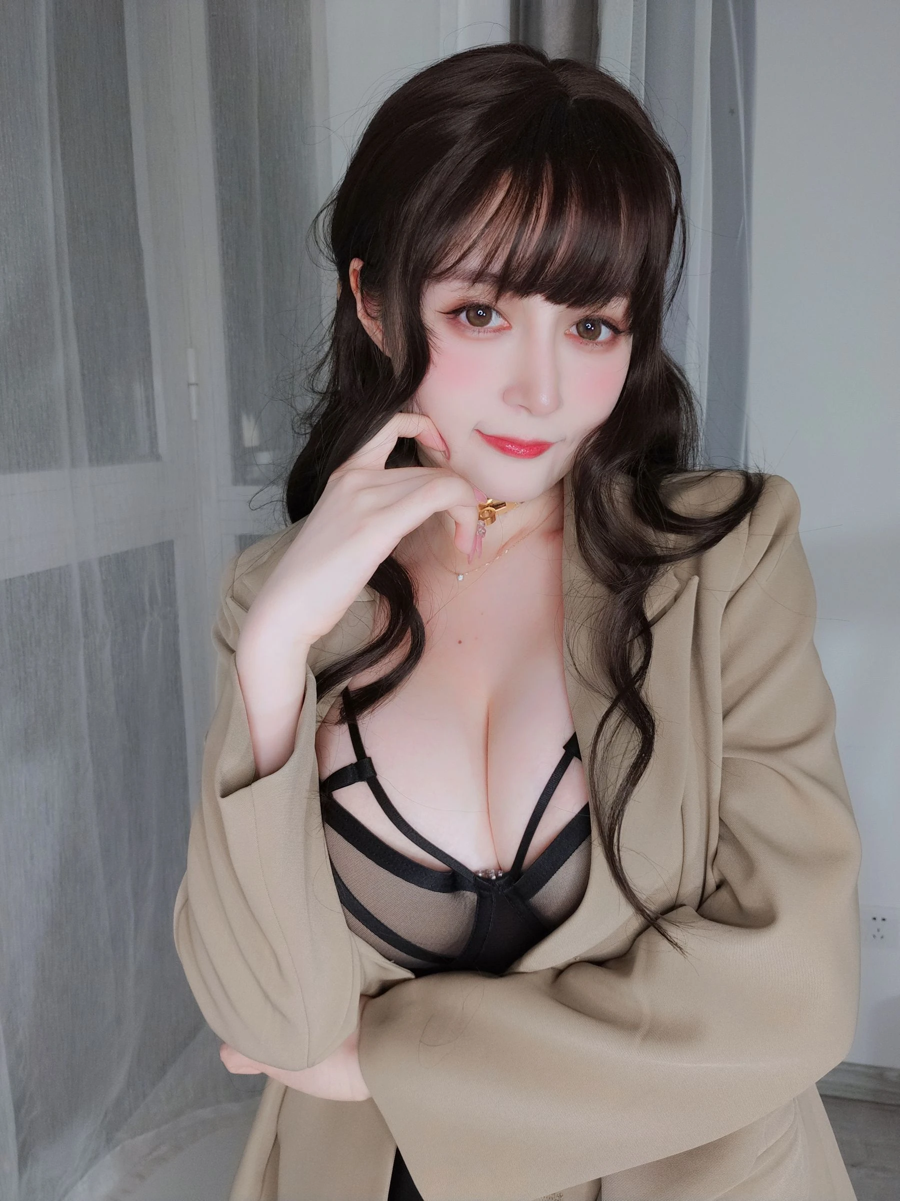 [校花]張雅婷攝影棚首發大片珍藏：張雅婷火辣演繹美胸完美魅力展現寫真藝術 - 17