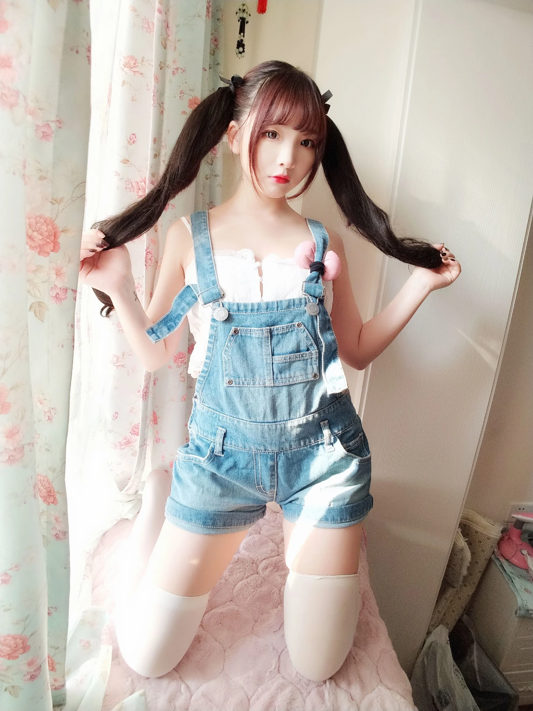 [紅人]梁雨彤梁雨彤時尚神韻美圖大賞：街拍首發美圖演繹美胸誘惑美學 - 2