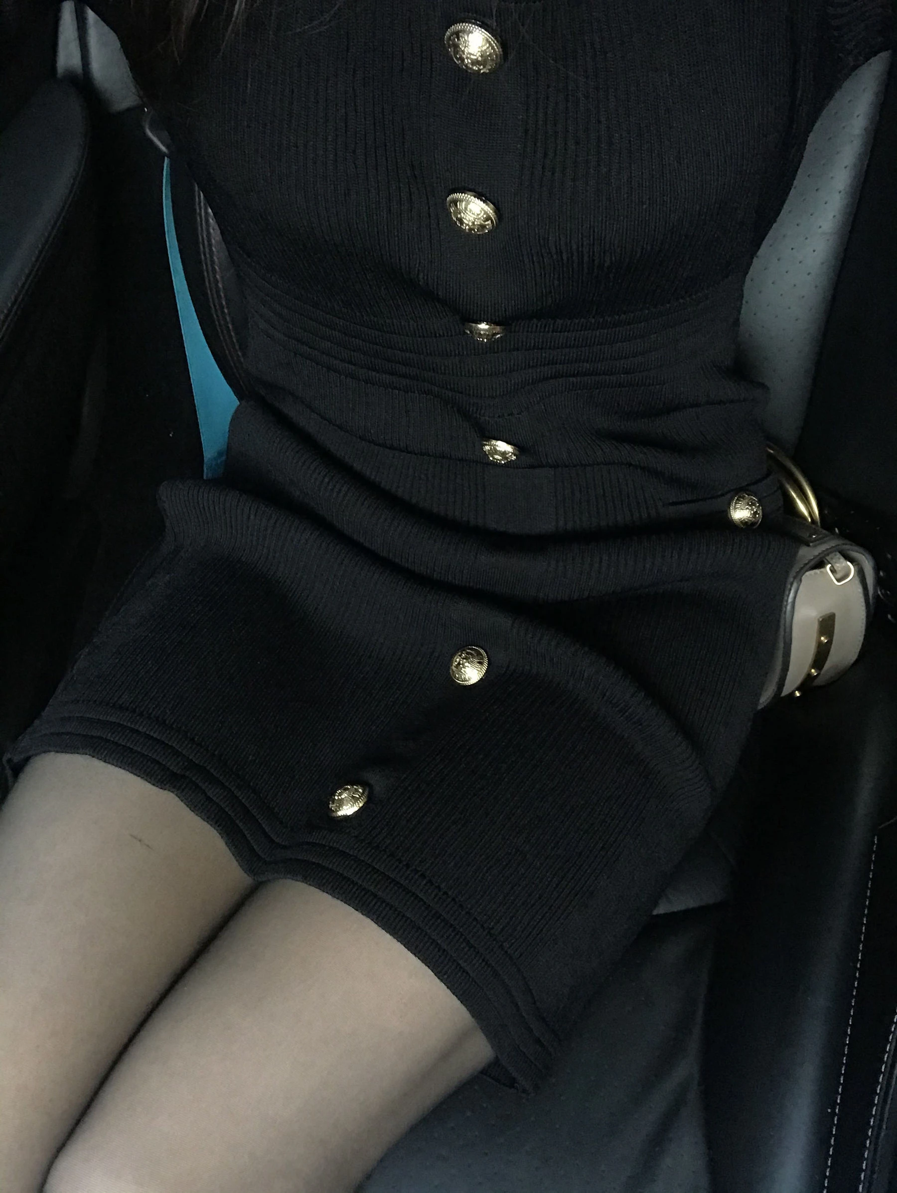 [小蘿莉]鄭雨菲鄭雨菲性感風情大片大賞：寫真館大圖大片演繹美腿誘惑美學 - 14