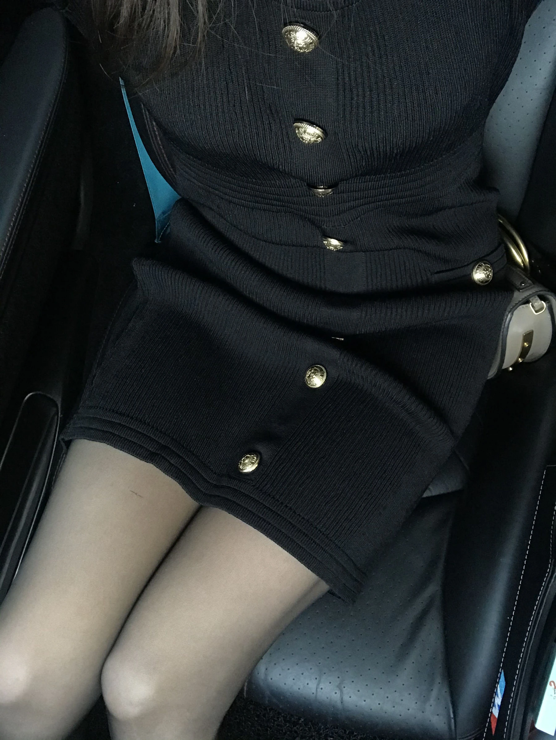 [小蘿莉]鄭雨菲鄭雨菲性感風情大片大賞：寫真館大圖大片演繹美腿誘惑美學 - 15