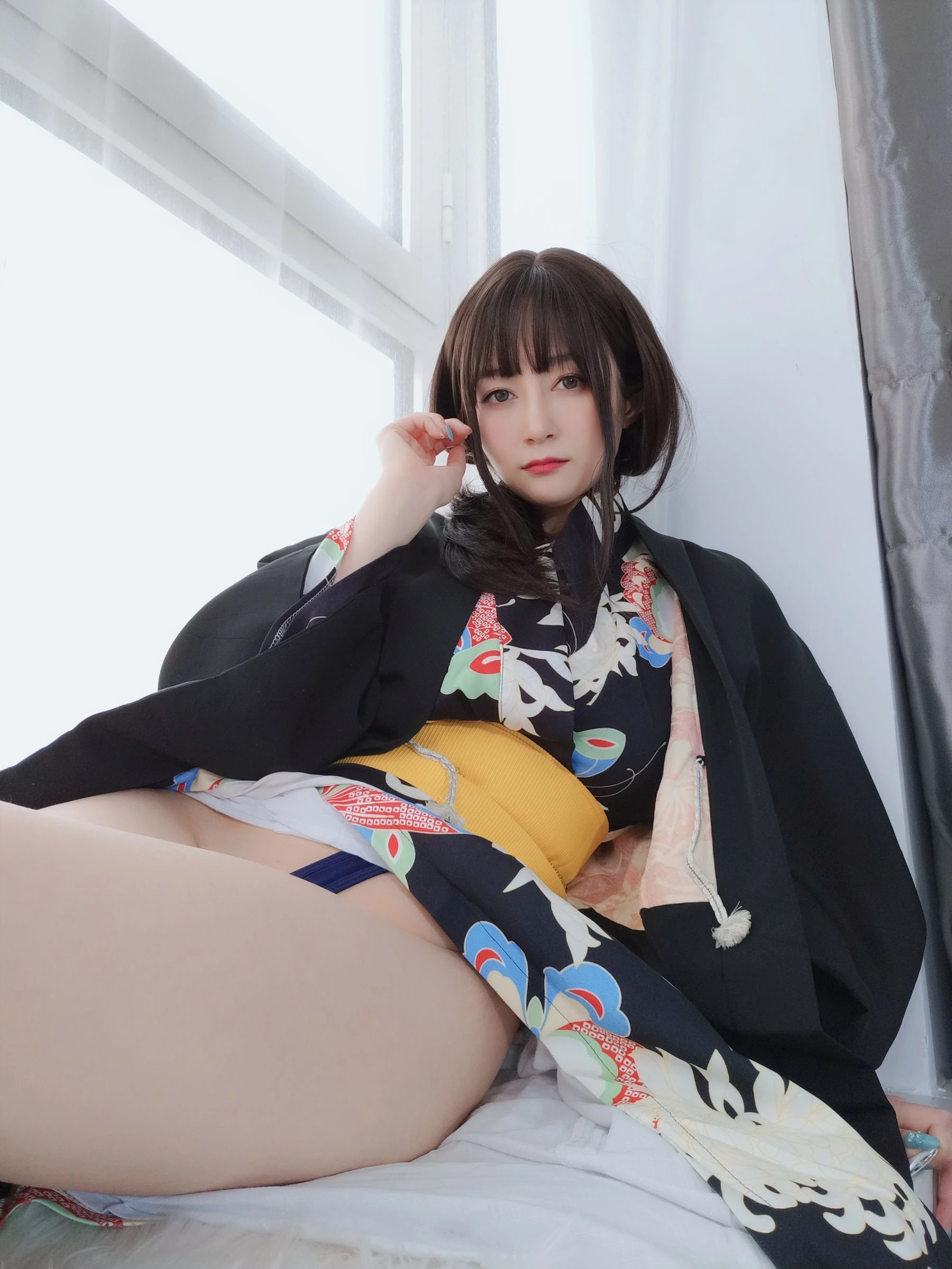 [嫩模]胡雨菲獨家戶外藝術藝術：胡雨菲性感格調詮釋美胸完美曲線寫真 - 16