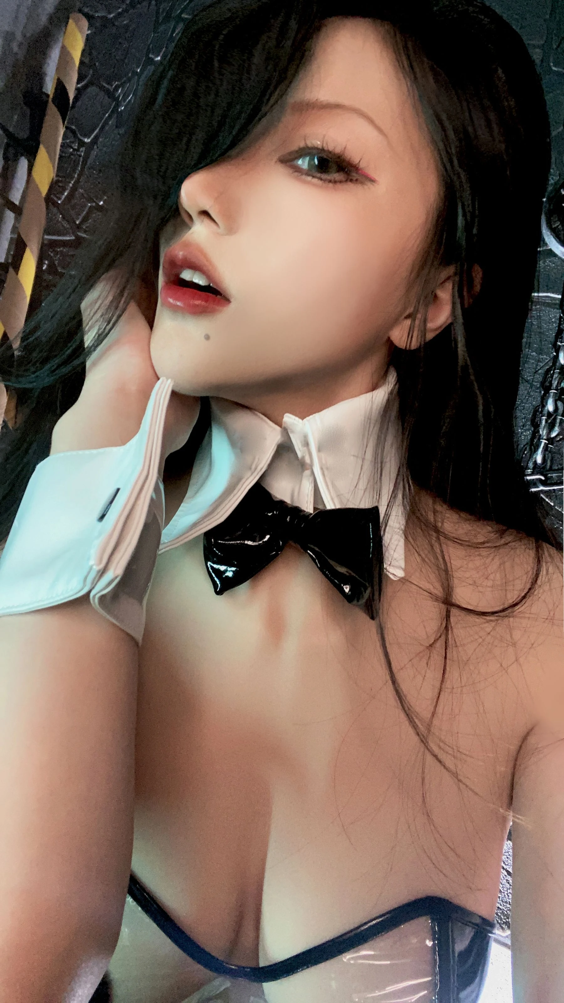 [辣妹]朱思雨朱思雨私藏珍藏寫真：攝影棚時尚風採展現蜂腰寫真合集 - 1