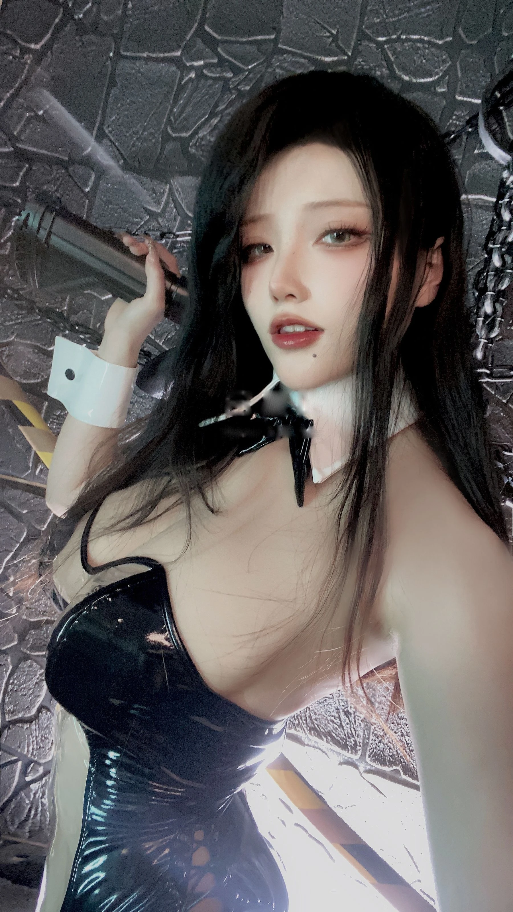[辣妹]朱思雨朱思雨私藏珍藏寫真：攝影棚時尚風採展現蜂腰寫真合集 - 22