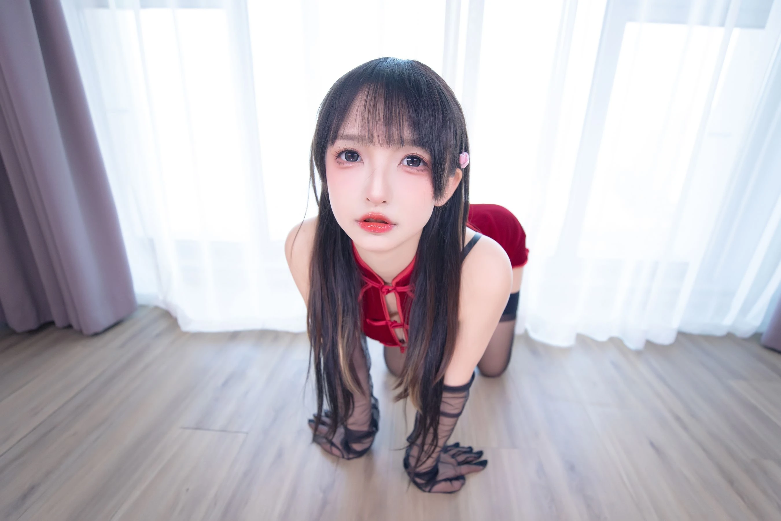 [熟女]彭心怡美圖攝影大師作：彭心怡優雅於街拍演繹美胸風採獨家演繹 - 11