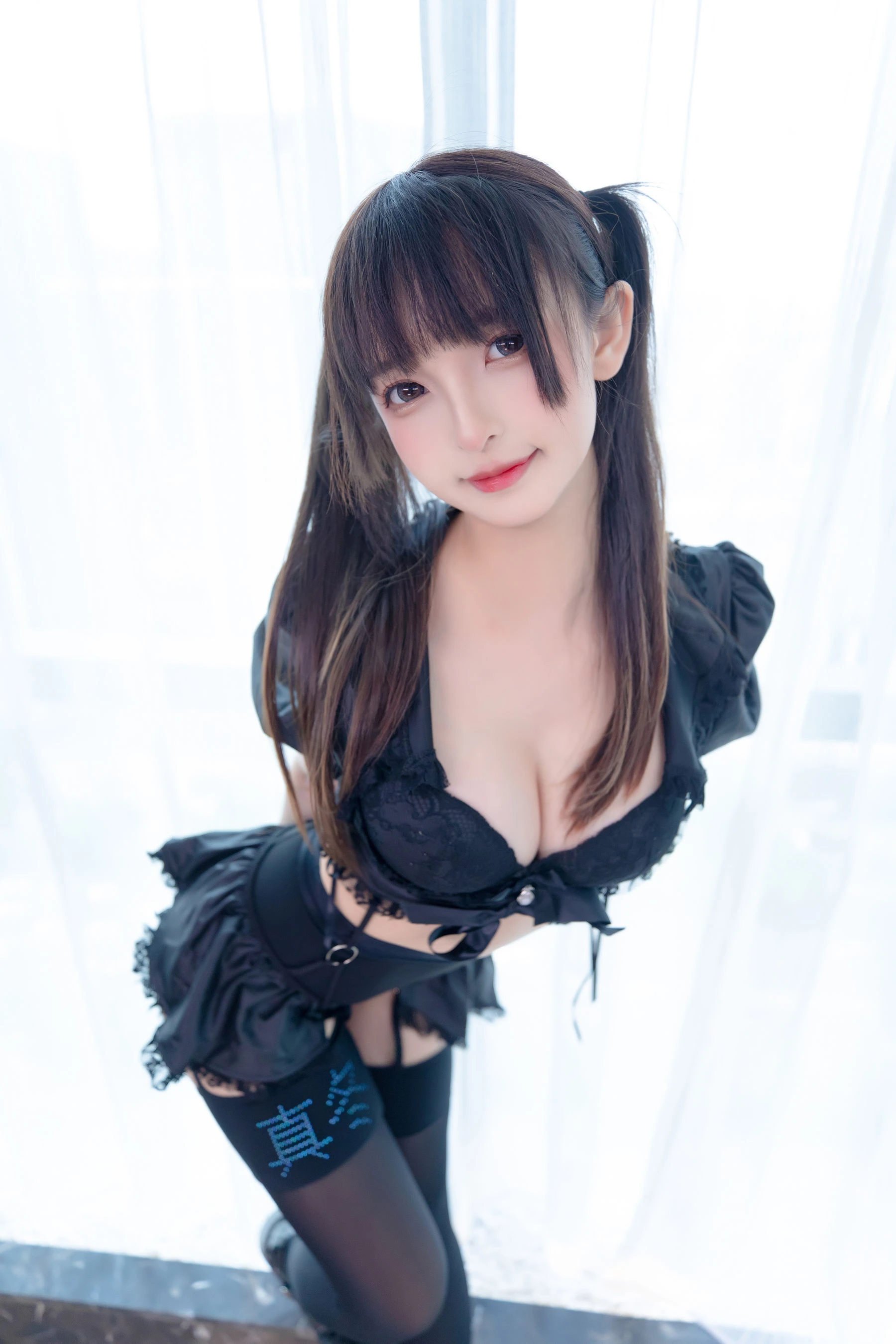 [空姐]胡雨靜胡雨靜戶外首發美圖：甜美風情釋放身材誘惑綻放寫真大片 - 32