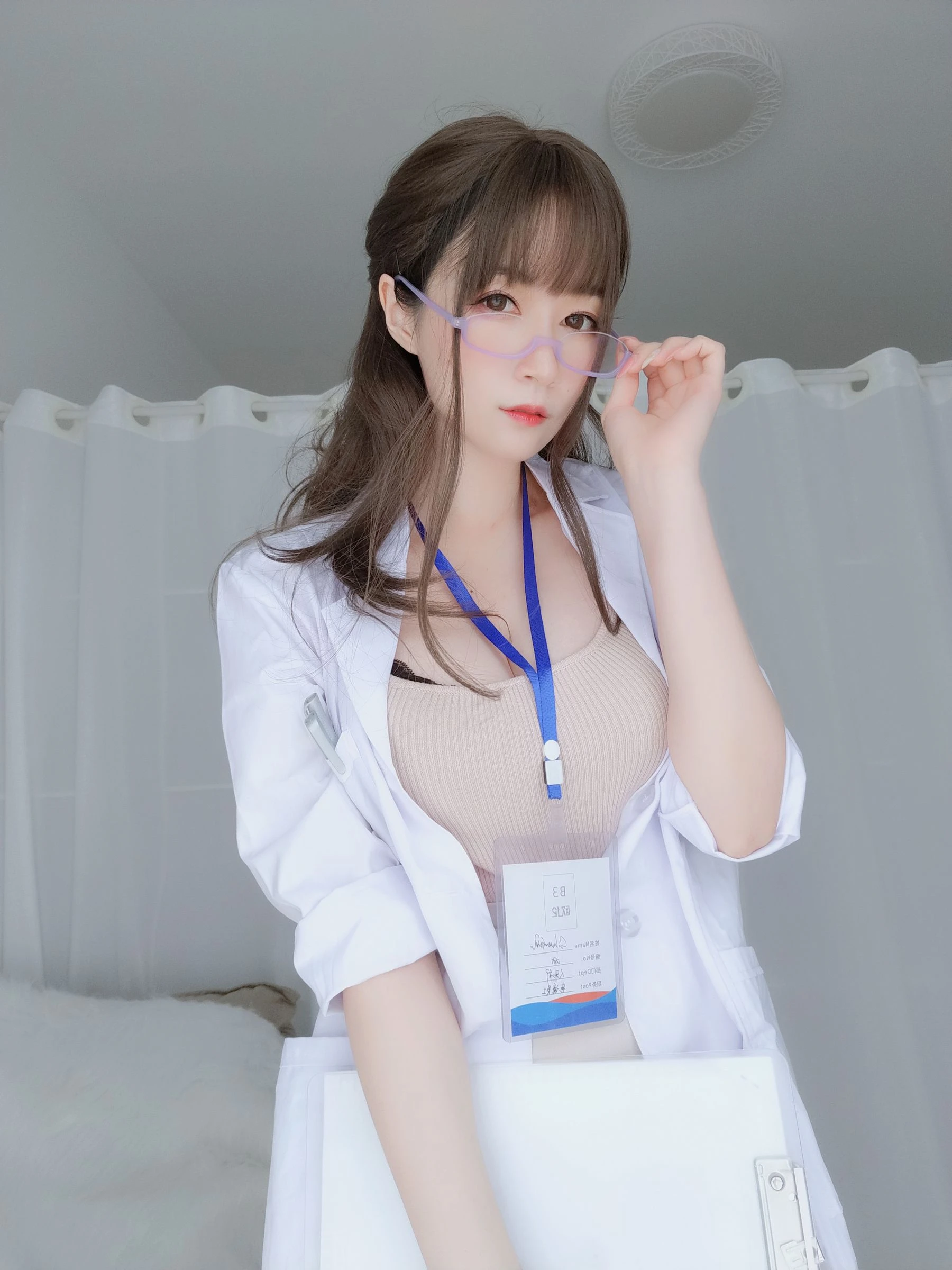 [女神]梁曉雪獨家私房圖集藝術：梁曉雪魅惑格調彰顯美腿完美曲線寫真 - 18
