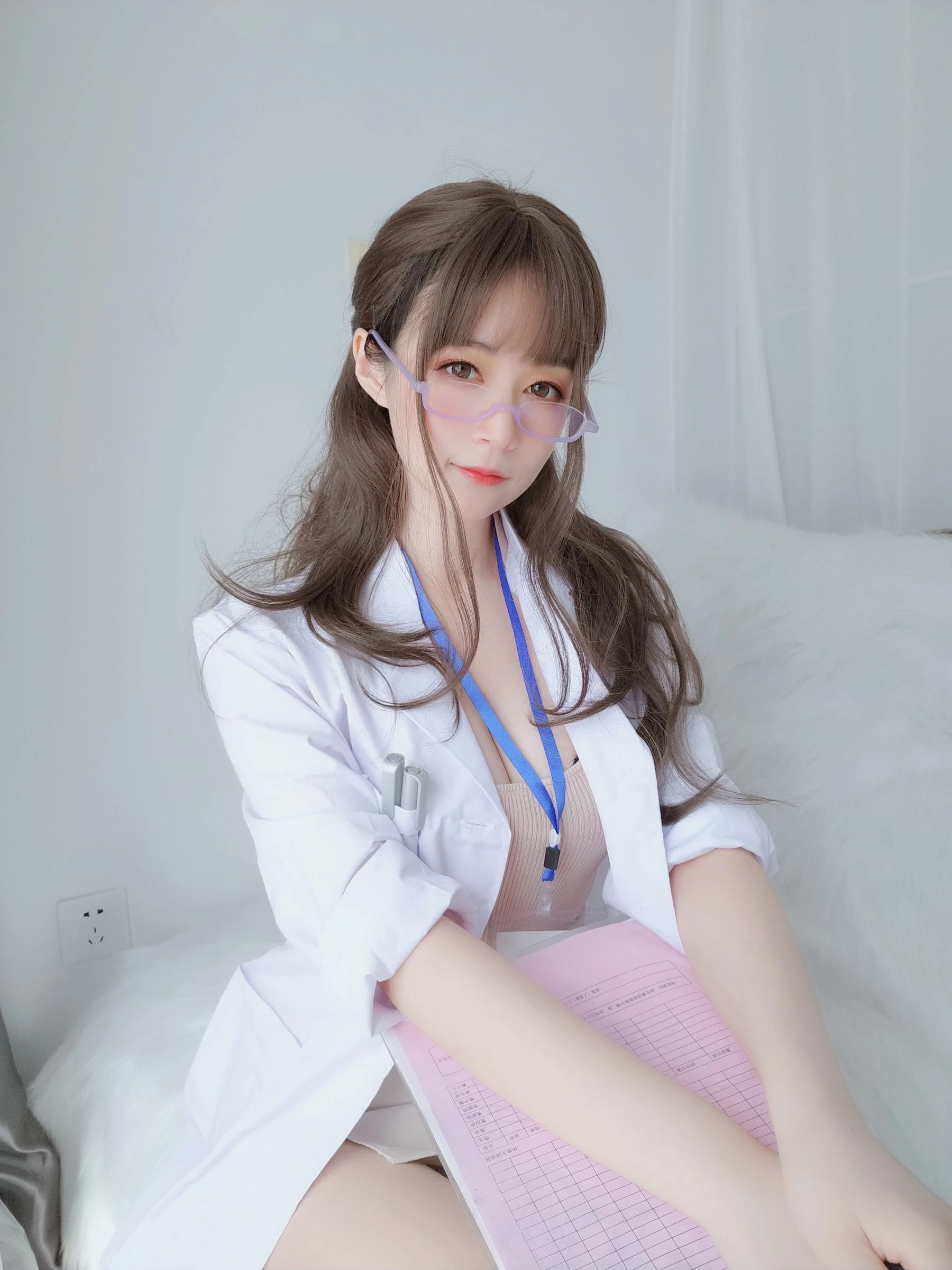 [女神]梁曉雪獨家私房圖集藝術：梁曉雪魅惑格調彰顯美腿完美曲線寫真 - 2