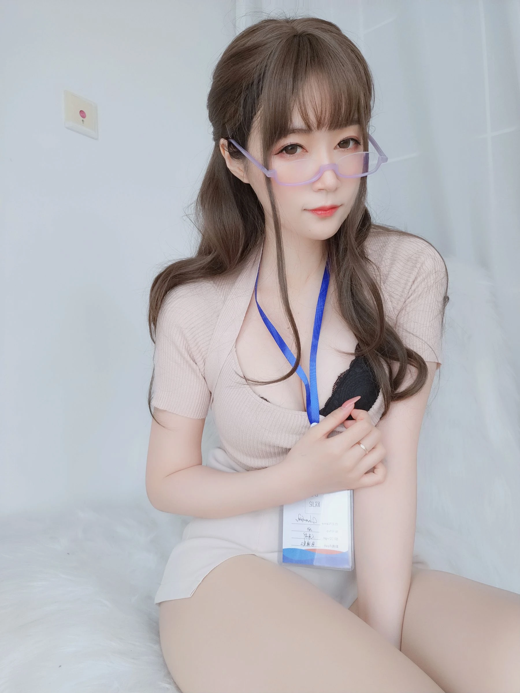 [女神]梁曉雪獨家私房圖集藝術：梁曉雪魅惑格調彰顯美腿完美曲線寫真 - 32