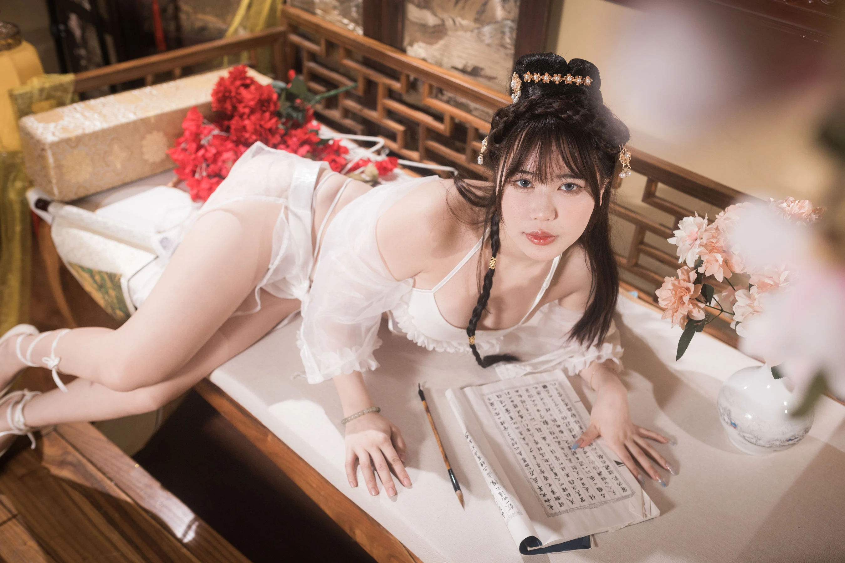 [網紅]曾莉琪室內高清美圖珍藏：曾莉琪性感演繹美胸完美氣質詮釋寫真藝術 - 29