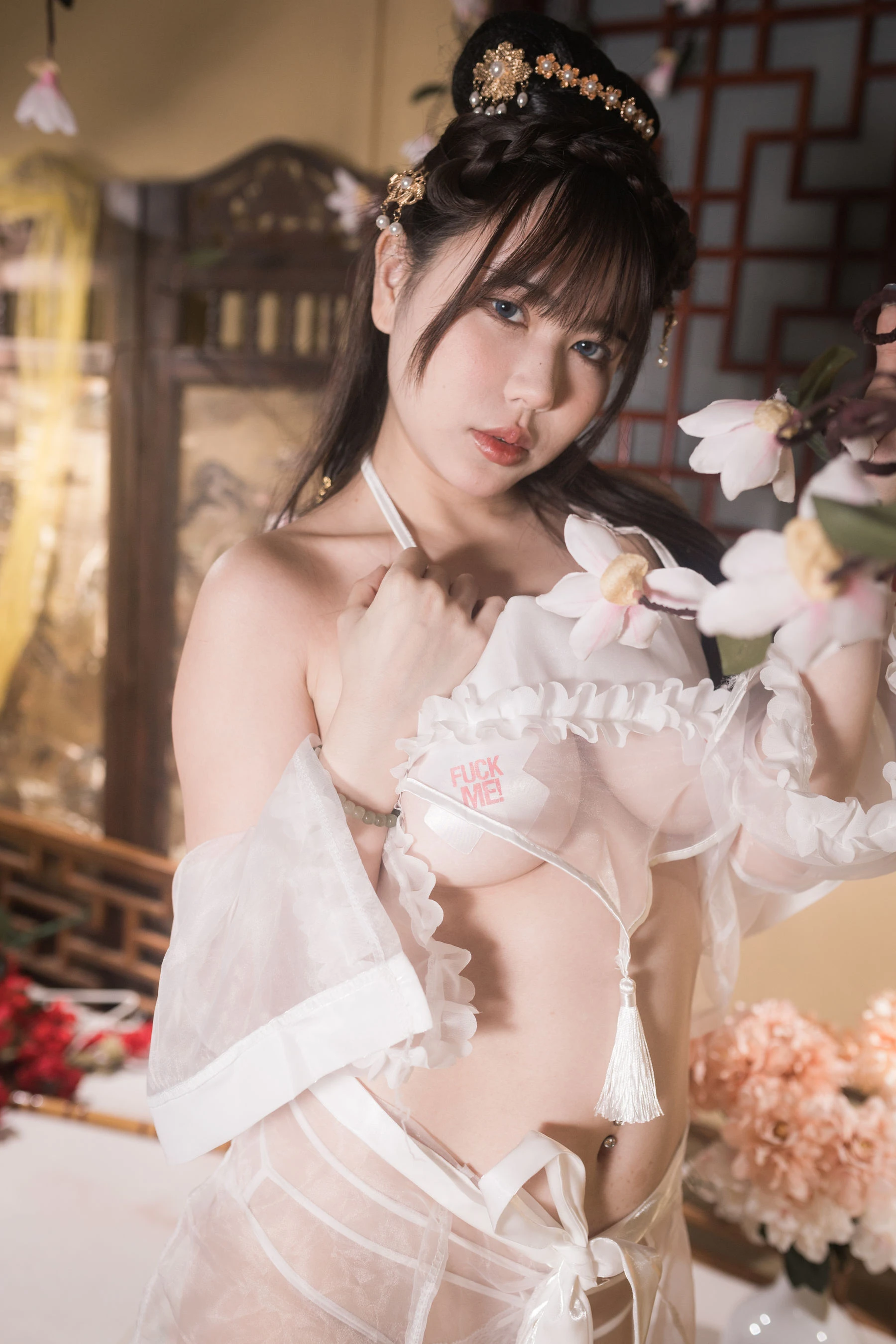 [網紅]曾莉琪室內高清美圖珍藏：曾莉琪性感演繹美胸完美氣質詮釋寫真藝術 - 57