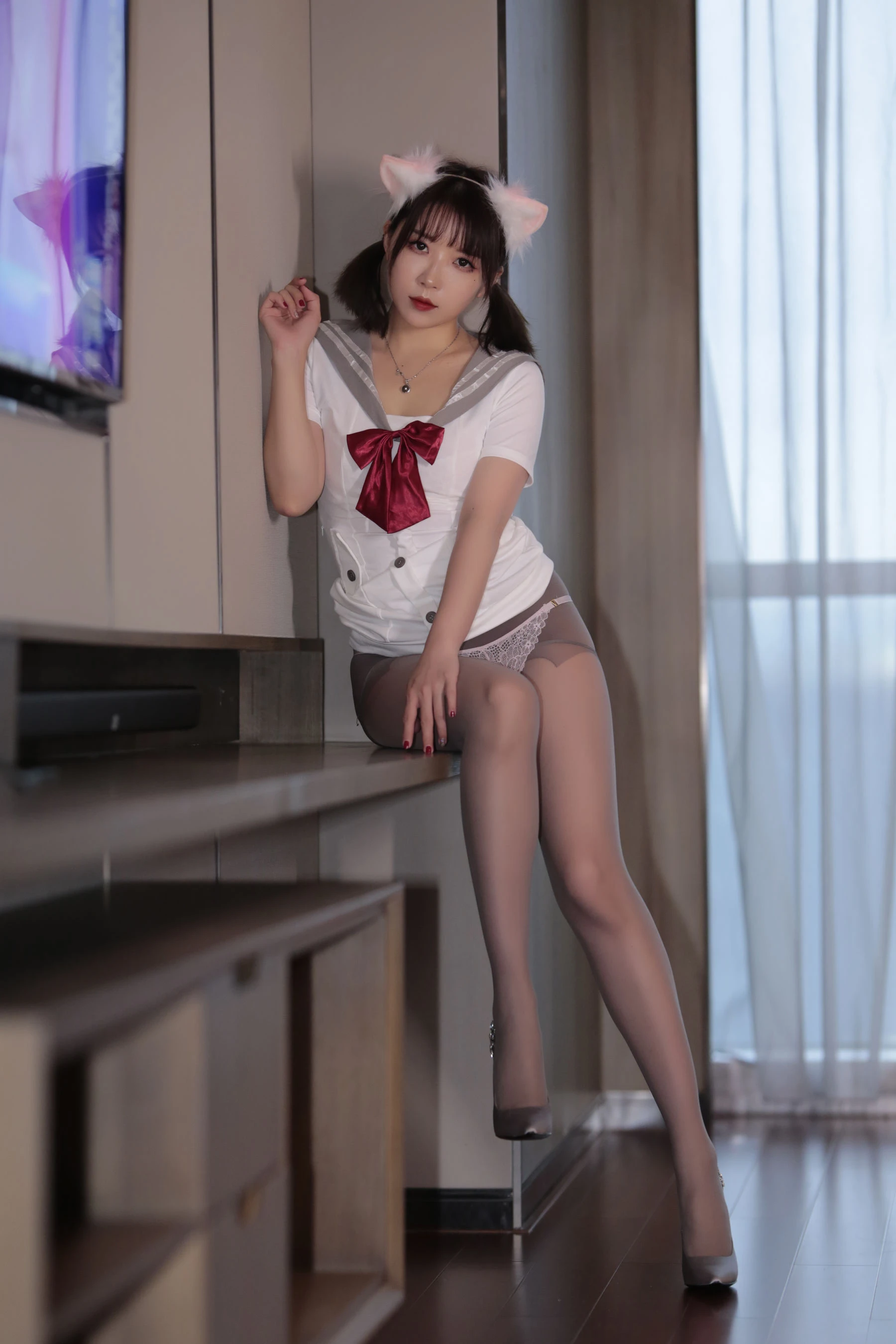 [美模]馮雨婷馮雨婷室內高清美圖：魅惑韻味釋放長腿誘惑彰顯寫真大片 - 88