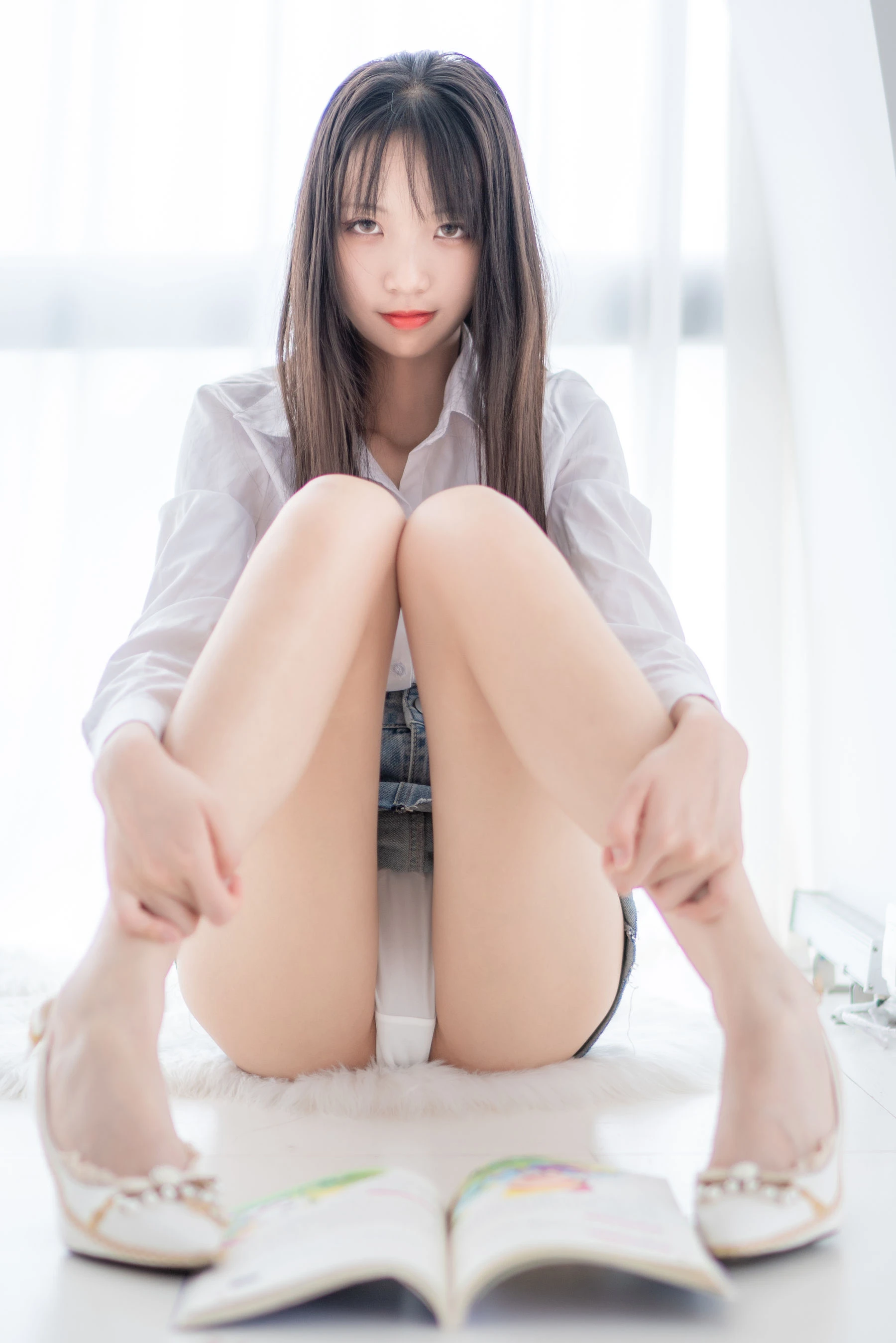 [嫩模]陳子萱珍藏寫真作品：街拍攝影時尚凸顯陳子萱長腿曲線神韻綻放寫真集 - 49