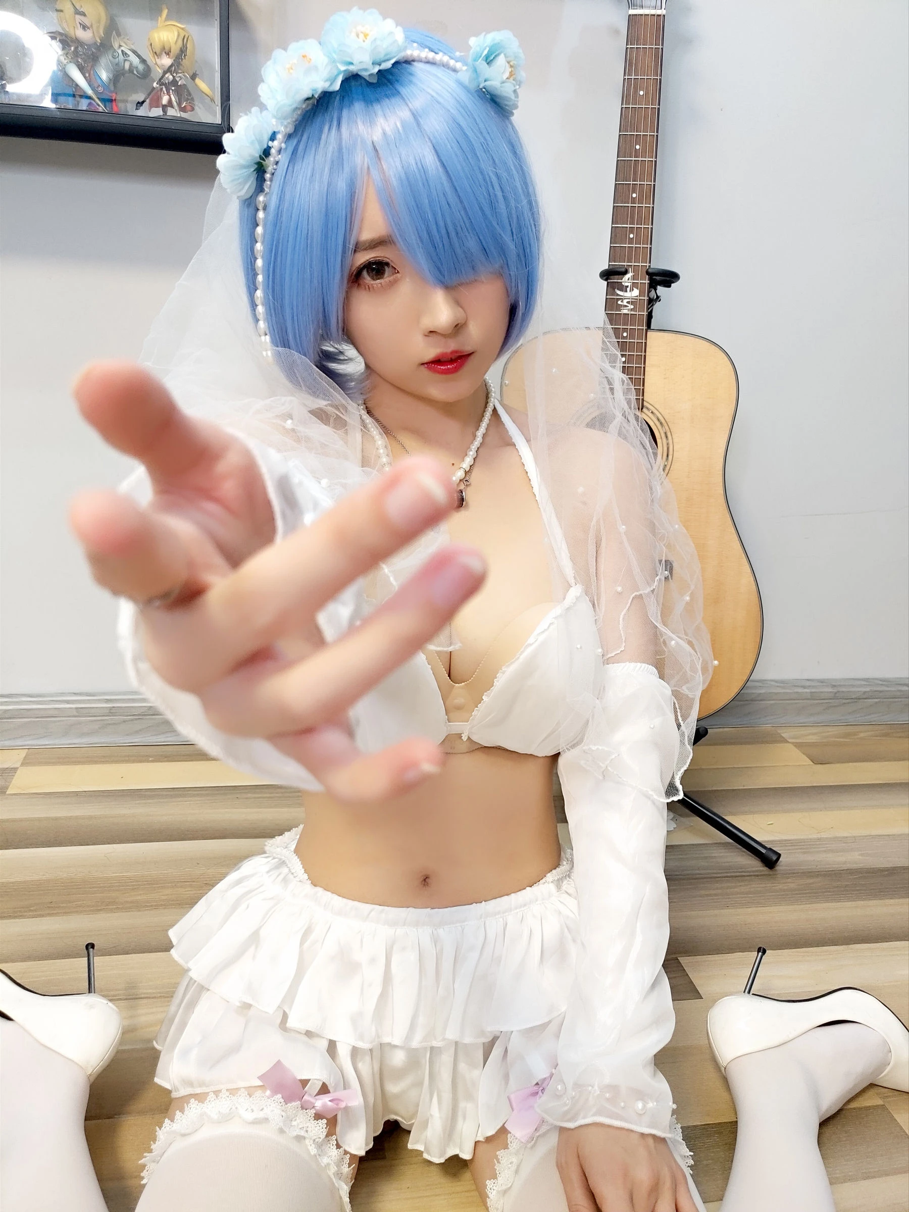 [美模]胡莉琪胡莉琪私藏高清攝影：寫真館性感神韻彰顯曲線寫真合集 - 25
