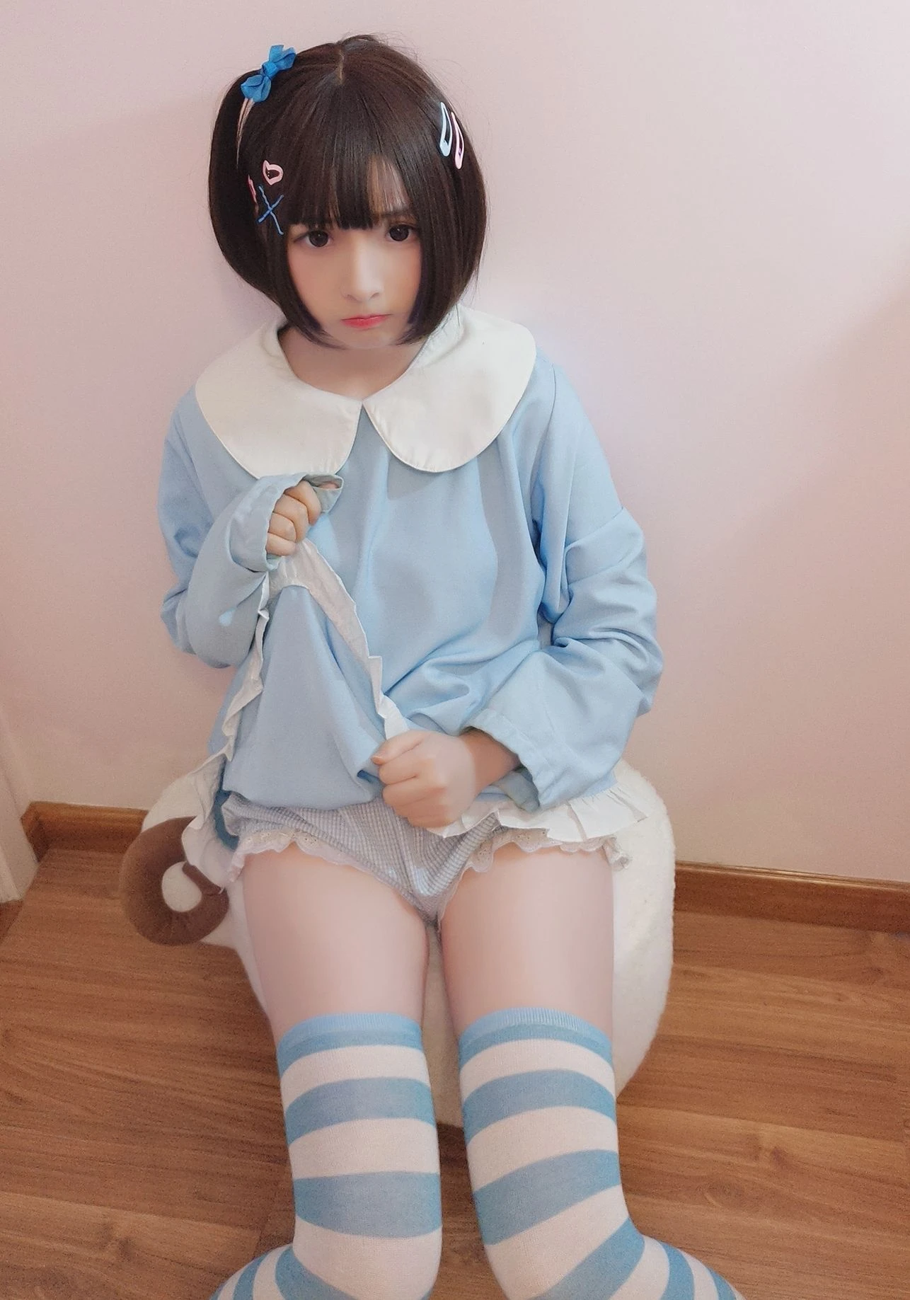 [藝人]梁佳怡攝影棚首發美圖珍藏：梁佳怡魅惑演繹美腿完美韻味詮釋寫真藝術 - 3