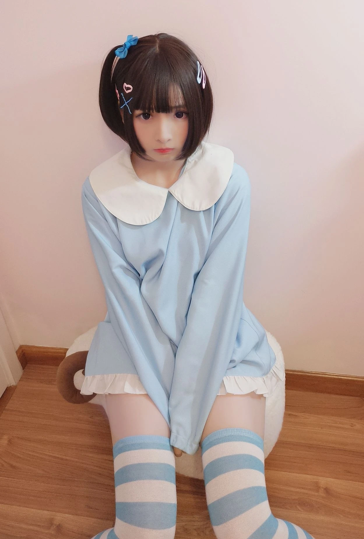 [藝人]梁佳怡攝影棚首發美圖珍藏：梁佳怡魅惑演繹美腿完美韻味詮釋寫真藝術 - 4