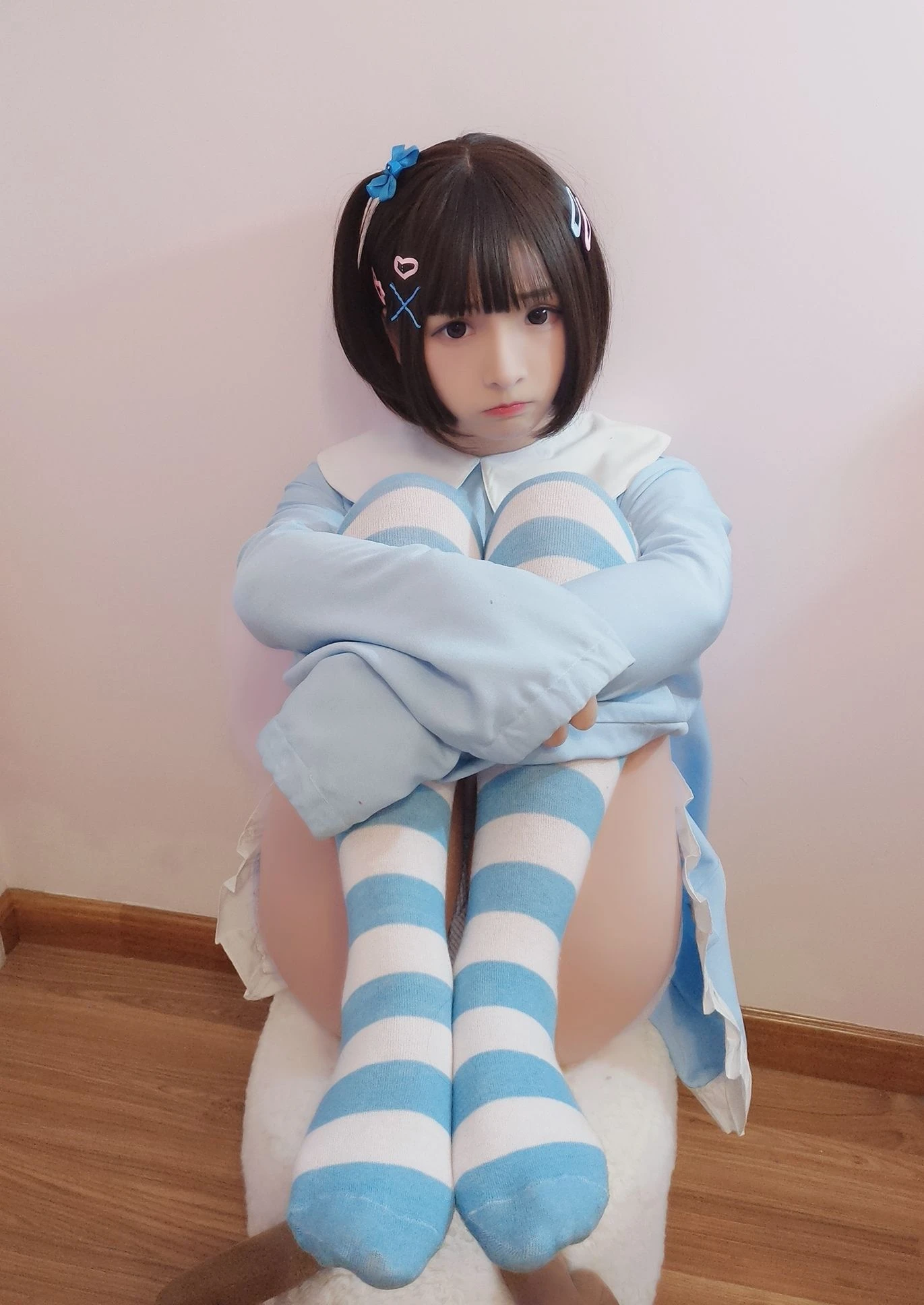 [藝人]梁佳怡攝影棚首發美圖珍藏：梁佳怡魅惑演繹美腿完美韻味詮釋寫真藝術 - 7