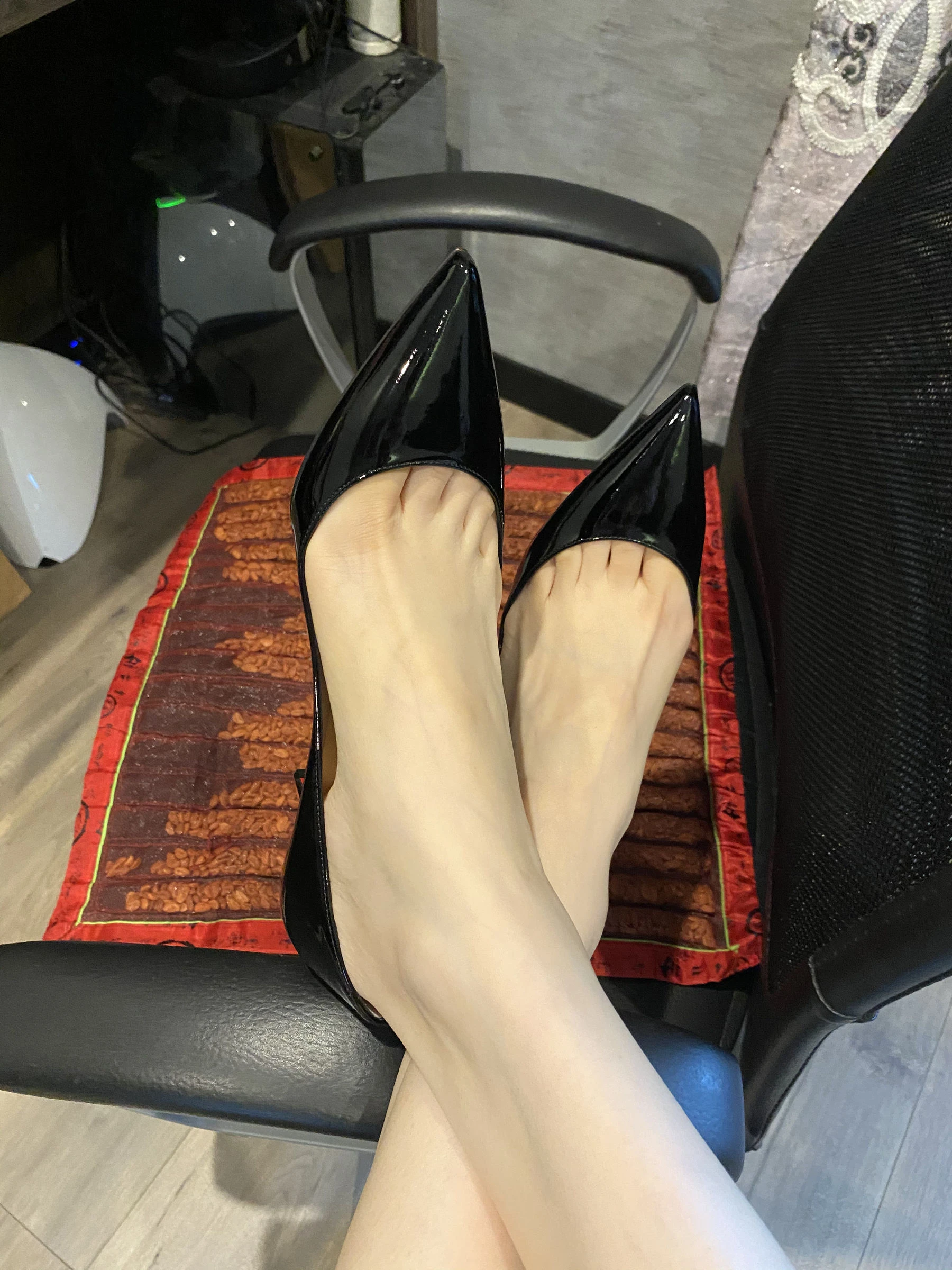 [車模]朱慧新大圖圖集作品：街拍攝影優雅綻放朱慧新翹臀曲線神韻綻放寫真集 - 25