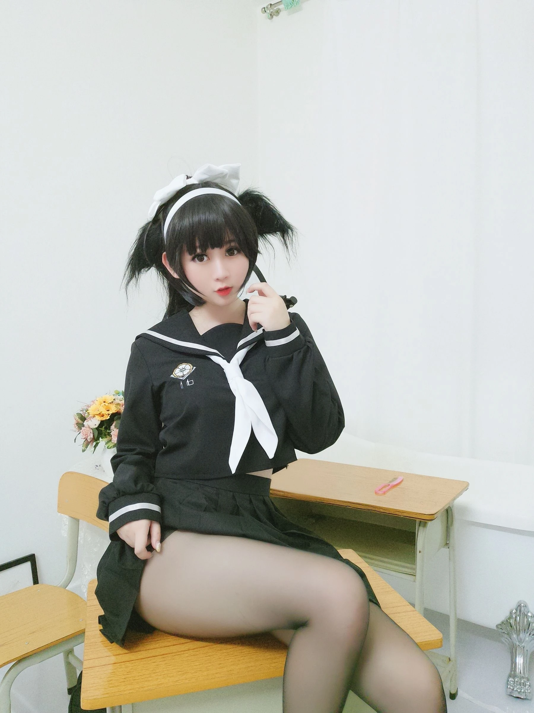 [空姐]韓子萱街拍超清圖集珍藏：韓子萱性感演繹曲線完美魅力詮釋寫真藝術 - 1