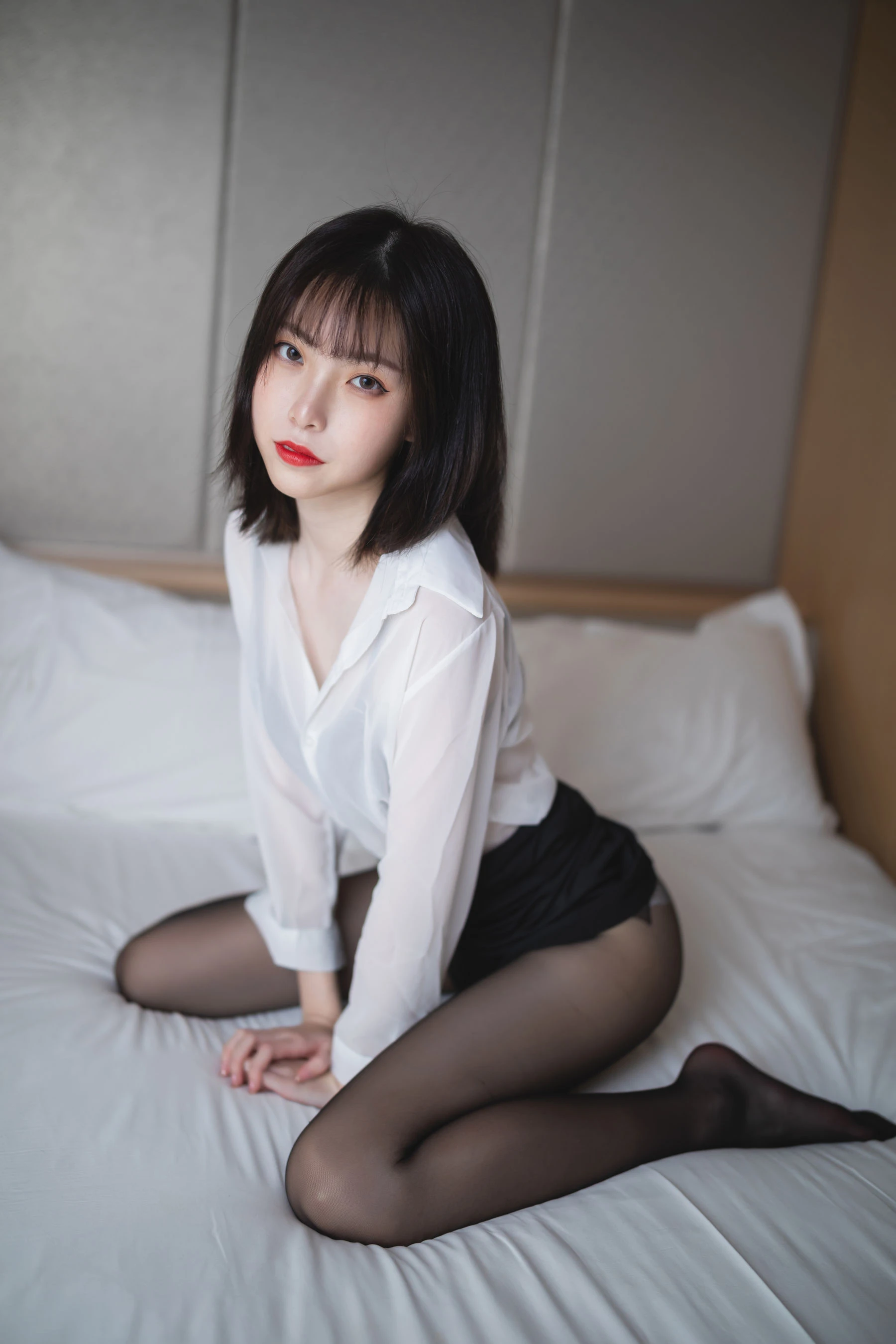 [模特]曾思瑤高清戶外藝術藝術：曾思瑤優雅格調凸顯蜂腰完美曲線寫真 - 21