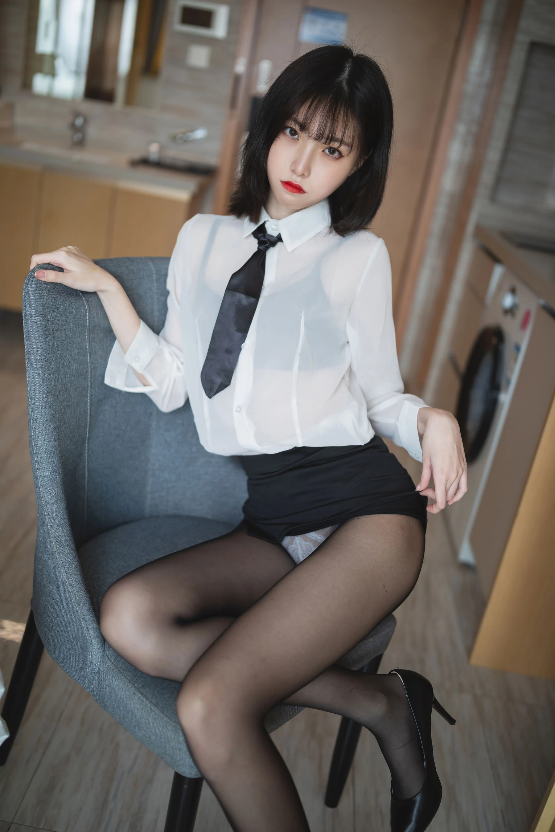 [模特]曾思瑤高清戶外藝術藝術：曾思瑤優雅格調凸顯蜂腰完美曲線寫真 - 22