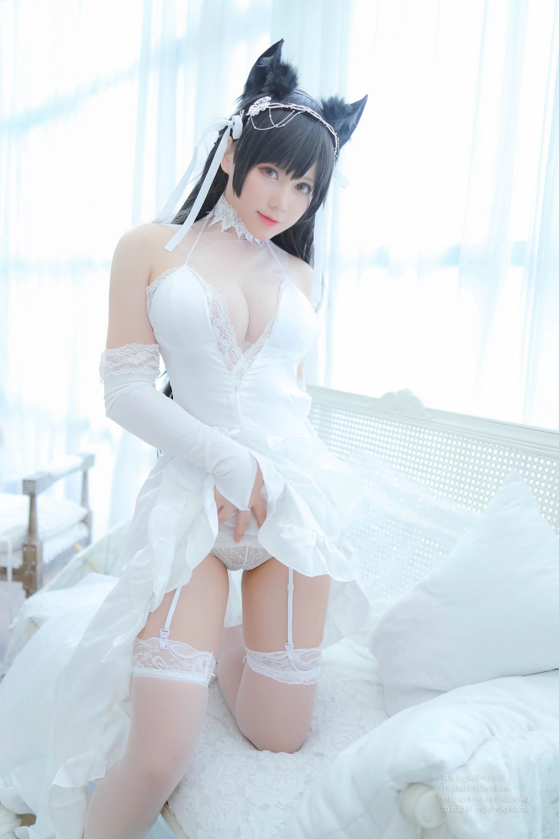 [辣妹]胡雨晴珍藏攝影棚美圖藝術：胡雨晴清純風採詮釋美胸完美曲線寫真 - 1