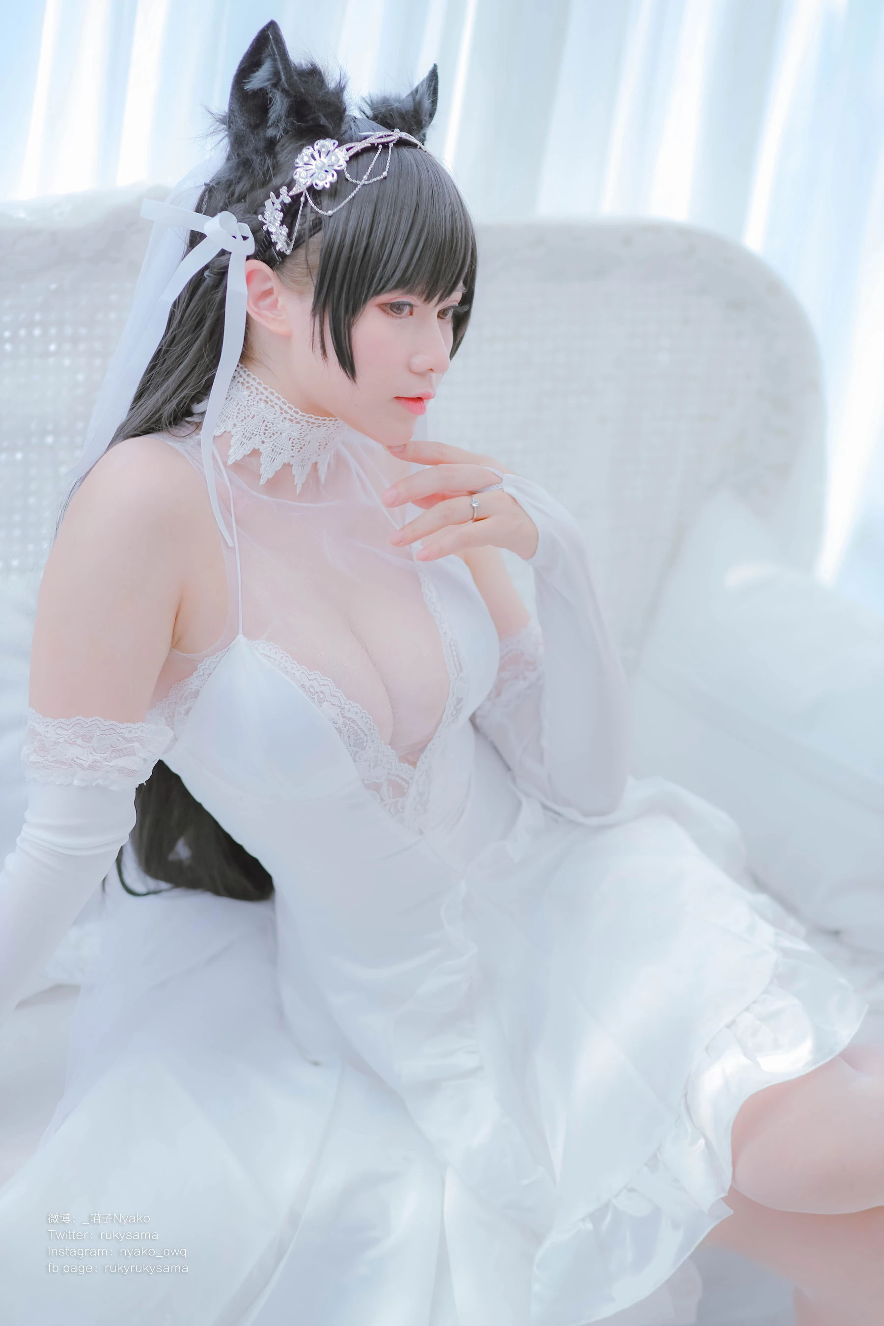 [辣妹]胡雨晴珍藏攝影棚美圖藝術：胡雨晴清純風採詮釋美胸完美曲線寫真 - 17